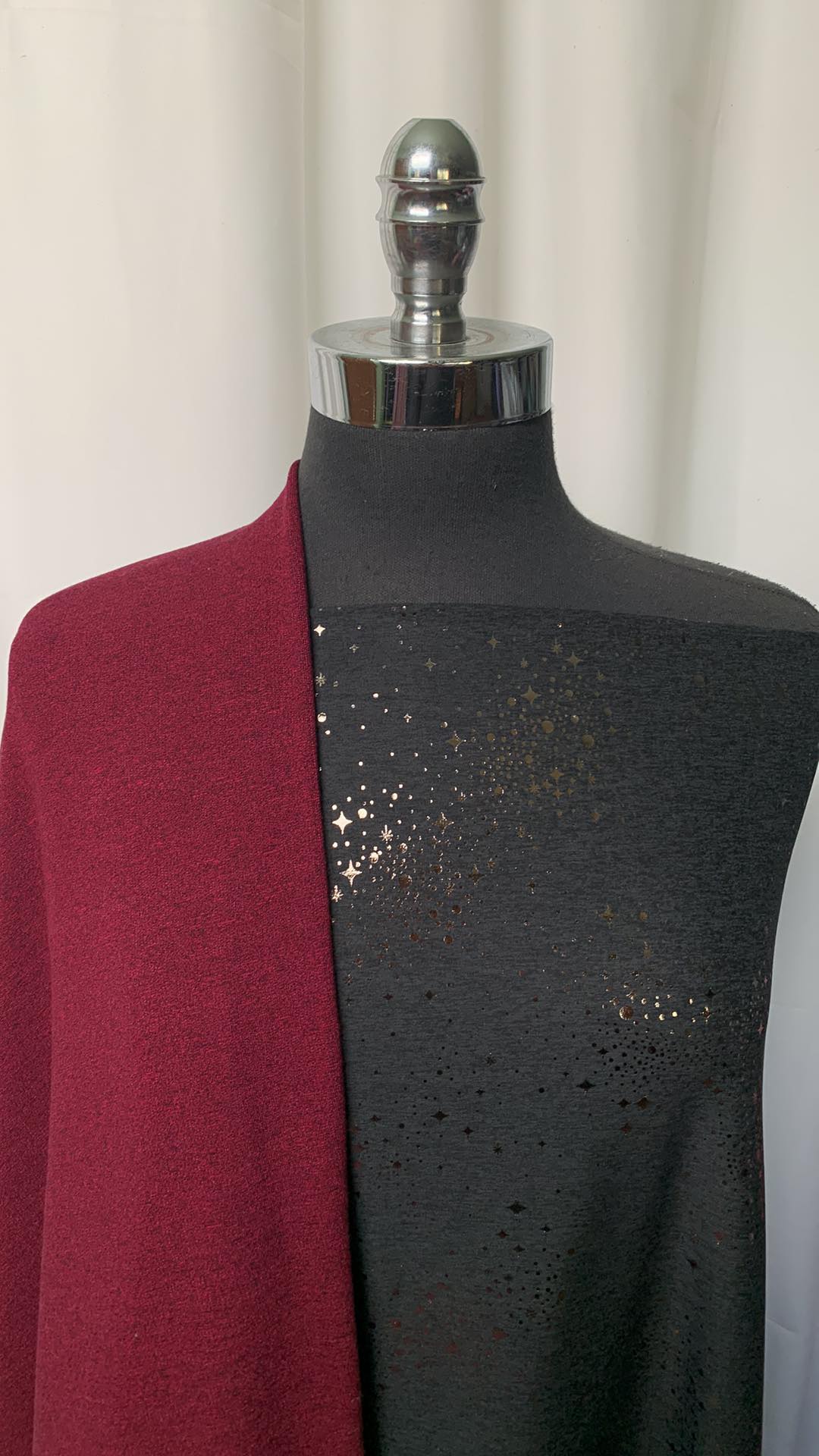 FOIL STARS/BURGUNDY BUNDLE : 2YD Foil Peached PF & 2YD Burgundy C/S FT : A1497