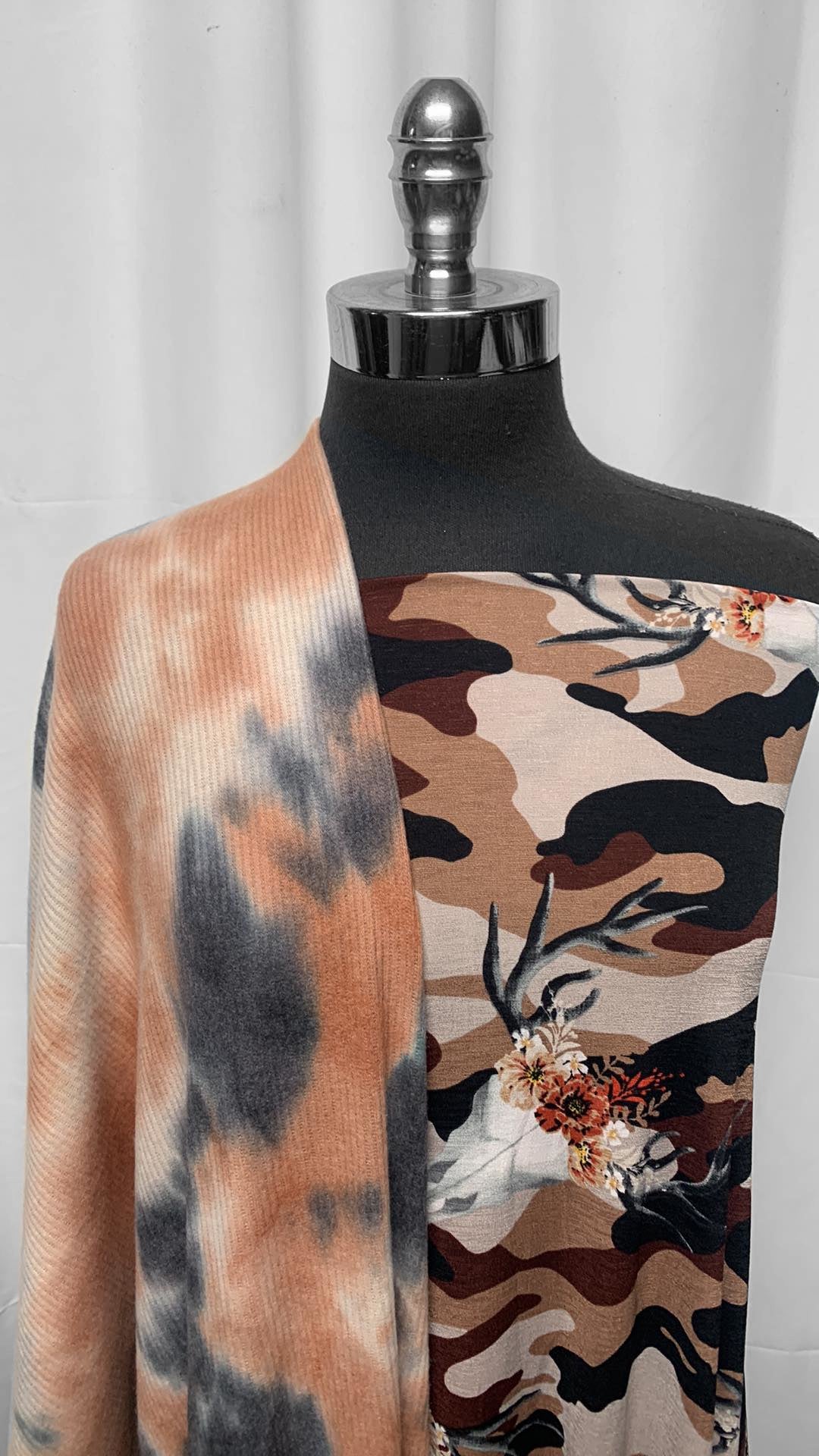 CAMO BULL/TIE DYE BUNDLE : 2YD Camo/Bull Bulgari & 2YD Tie Dye Brushed Rib Hacci SK : A25205