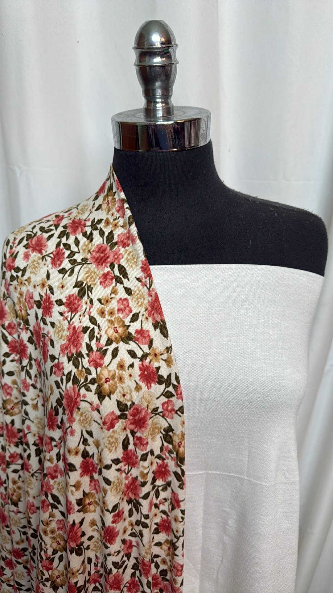 IVORY/FLORAL BUNDLE : 2YD Floral Oakley SK & 1.5YD Ivory Baby FT : A28287