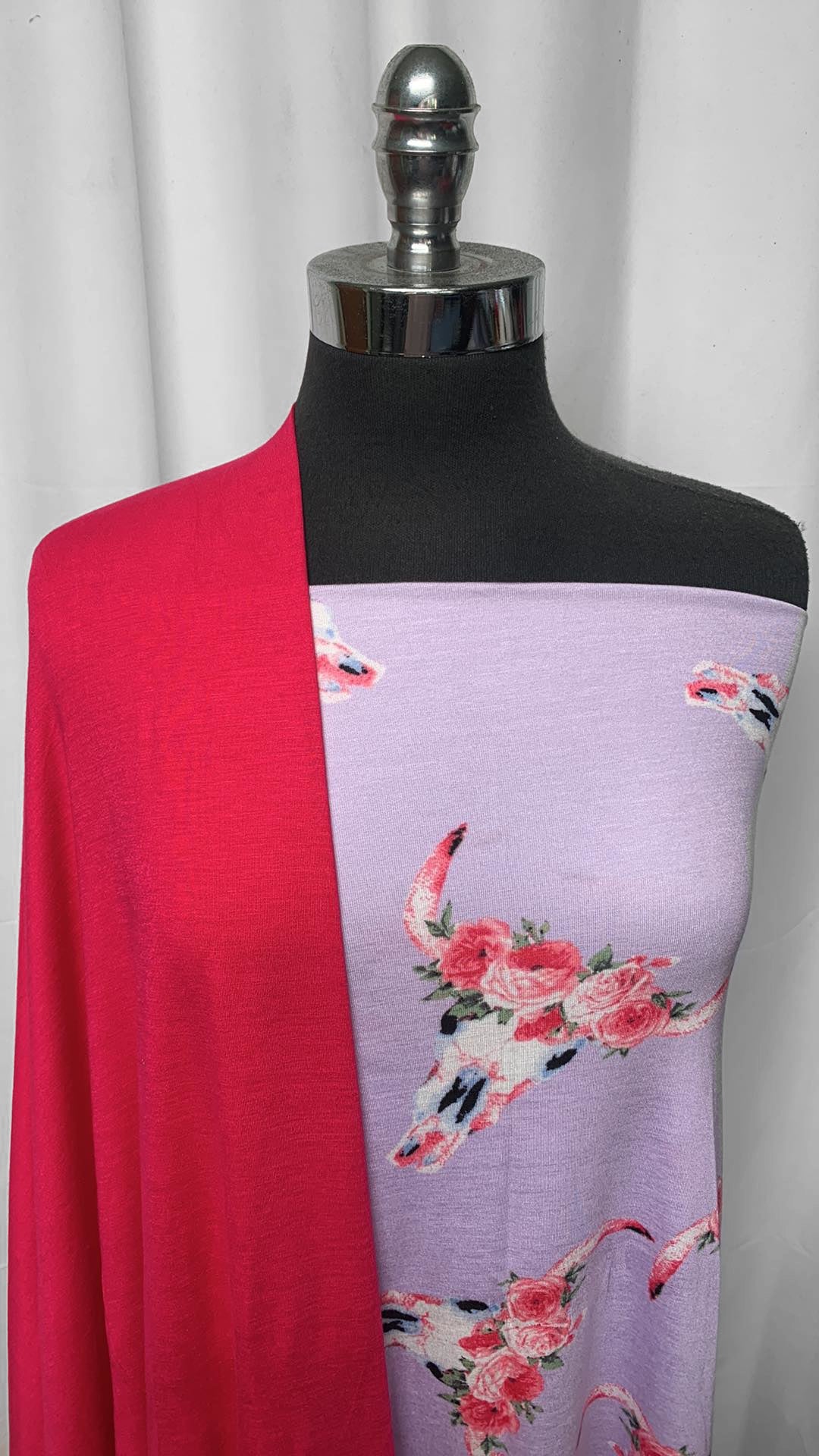 FUCHSIA/BULL BUNDLE : 2YD Fuchsia R/S & 2YD Lavender Floral Bull R/S : A25361