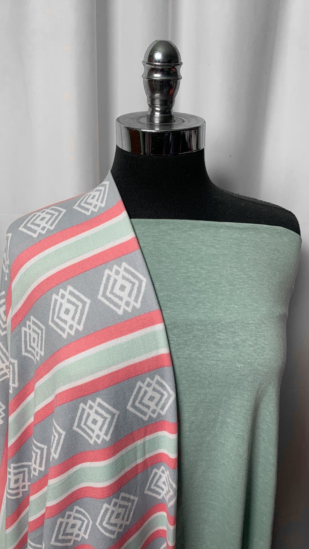 MINT/GEO-STRIPE BUNDLE : 1YD Mint Triblend Jersey & 2YD Geo/Stripe Oakley SK : A2327