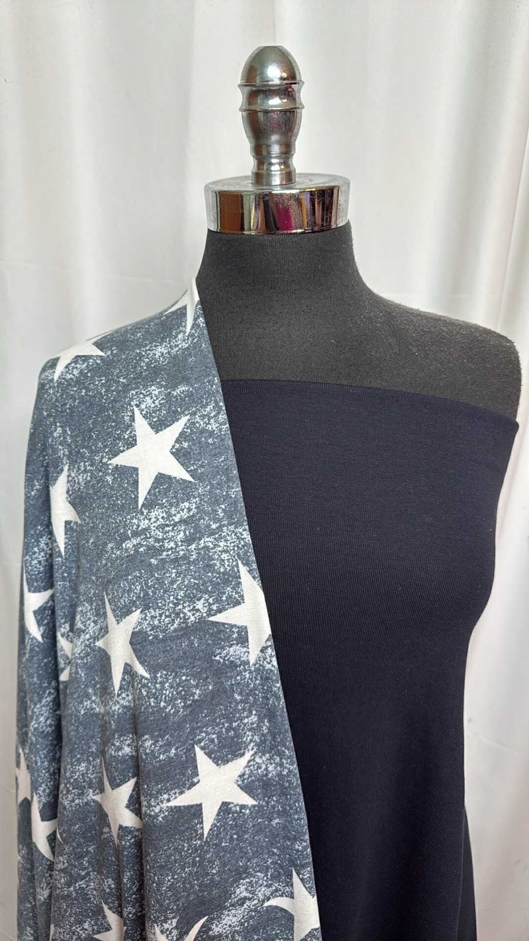 NAVY/DISTRESSED STAR BUNDLE : 2YD Distressed Star PRS FT & 2YD Navy 1x1 Cotton Rib : A27522