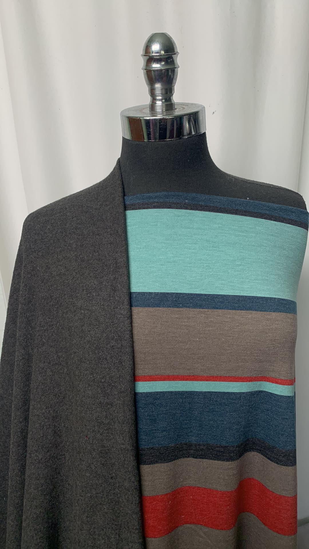 CHARCOAL/WIDE STRIPE BUNDLE : 2YD Charcoal Brushed Hacci SK & 2YD Wide Stripe PRS FT : A1649