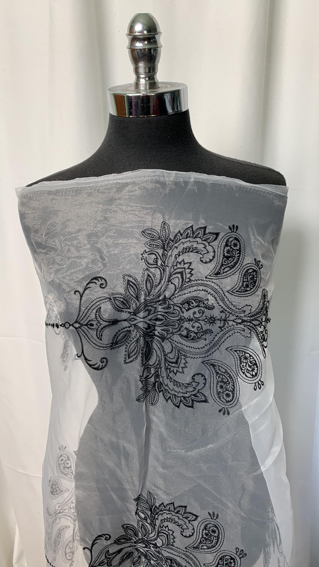 Ornate Paisley - Embroidered Organza - 2 Yard Cut