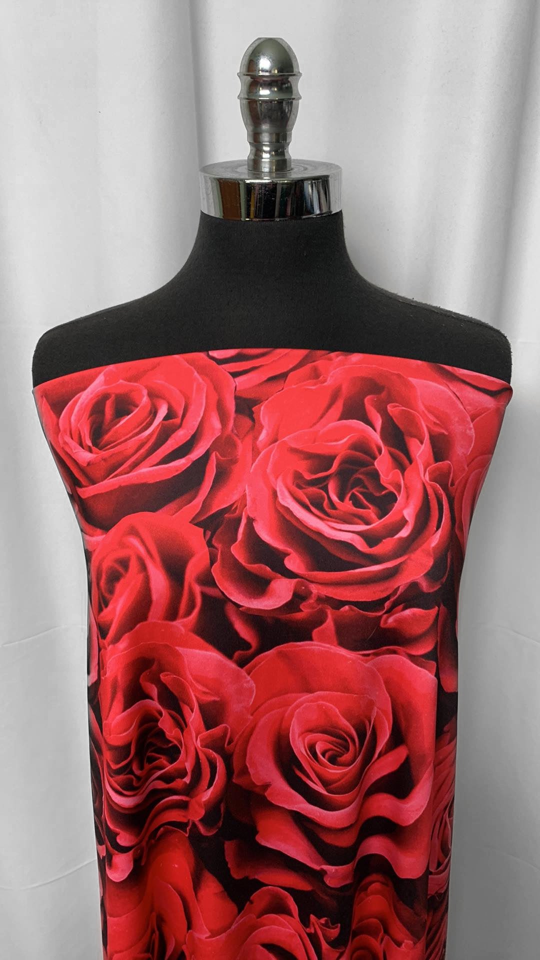 Red Roses - Yoga Performance - 2 Yard Cut