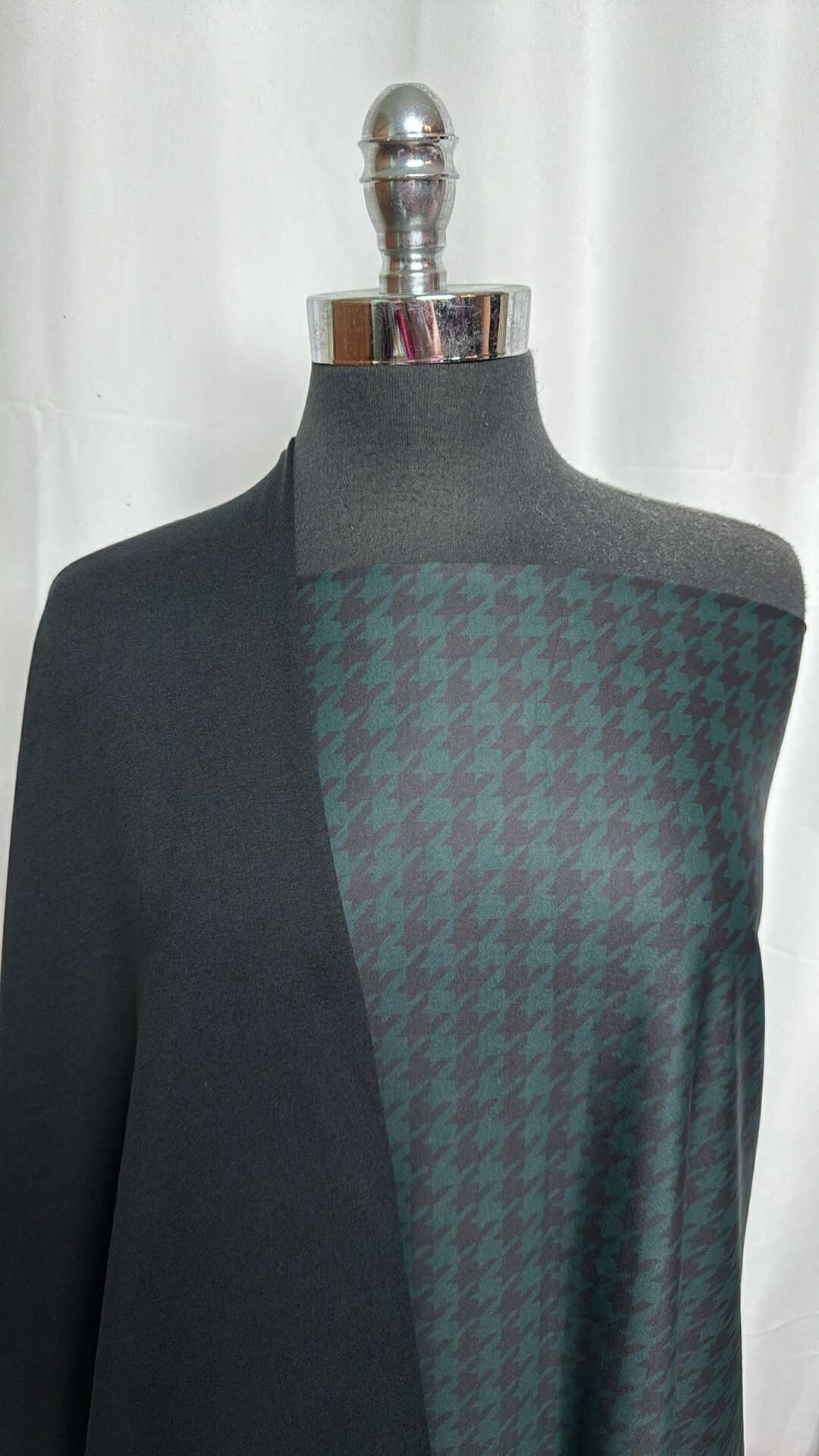 BLACK/HUNTER HOUNDSTOOTH BUNDLE : 2YD Black 2-Tone Peached PF & 1.5YD Hunter Houndstooth Yoga PF : A28994