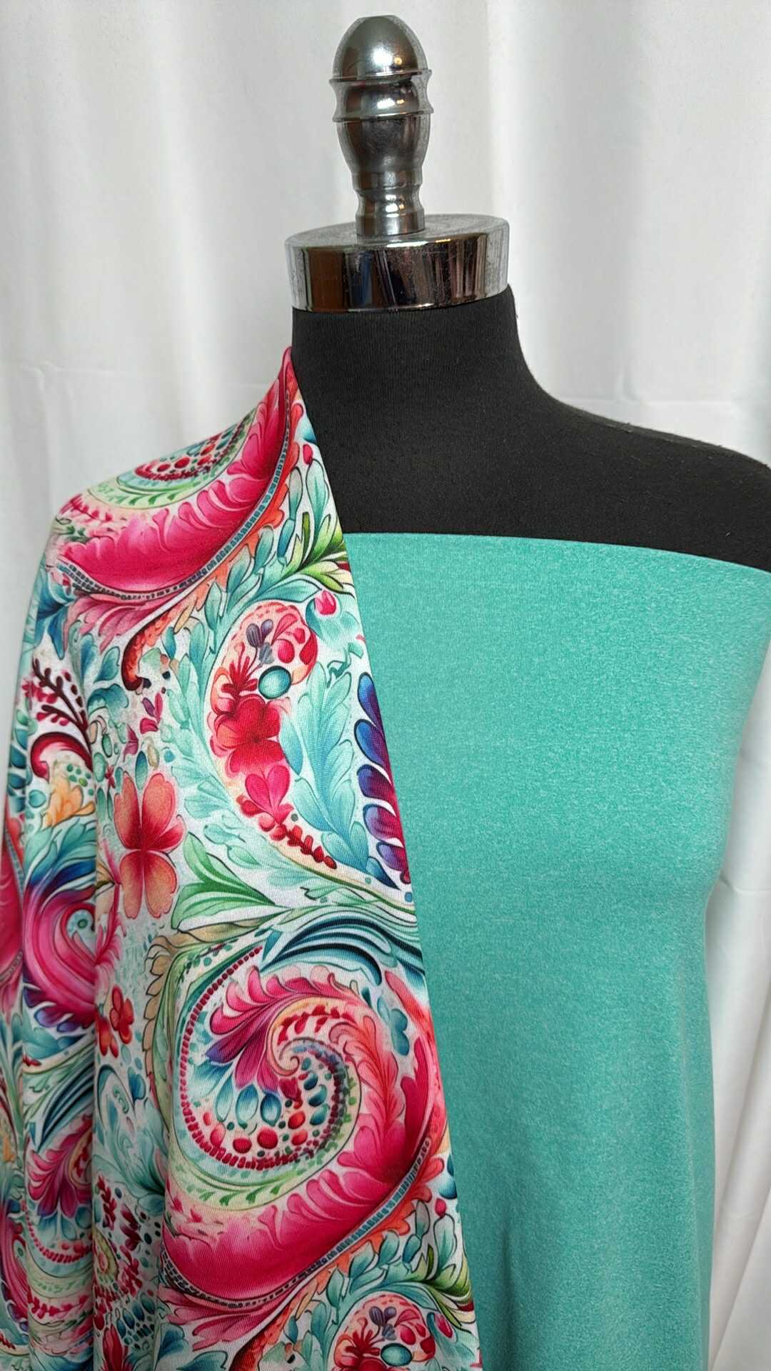 DAY PAISLEY BUNDLE : 2YD Two-Tone DBP & 2.5YD Day Paisley P/S Fleece : A27787