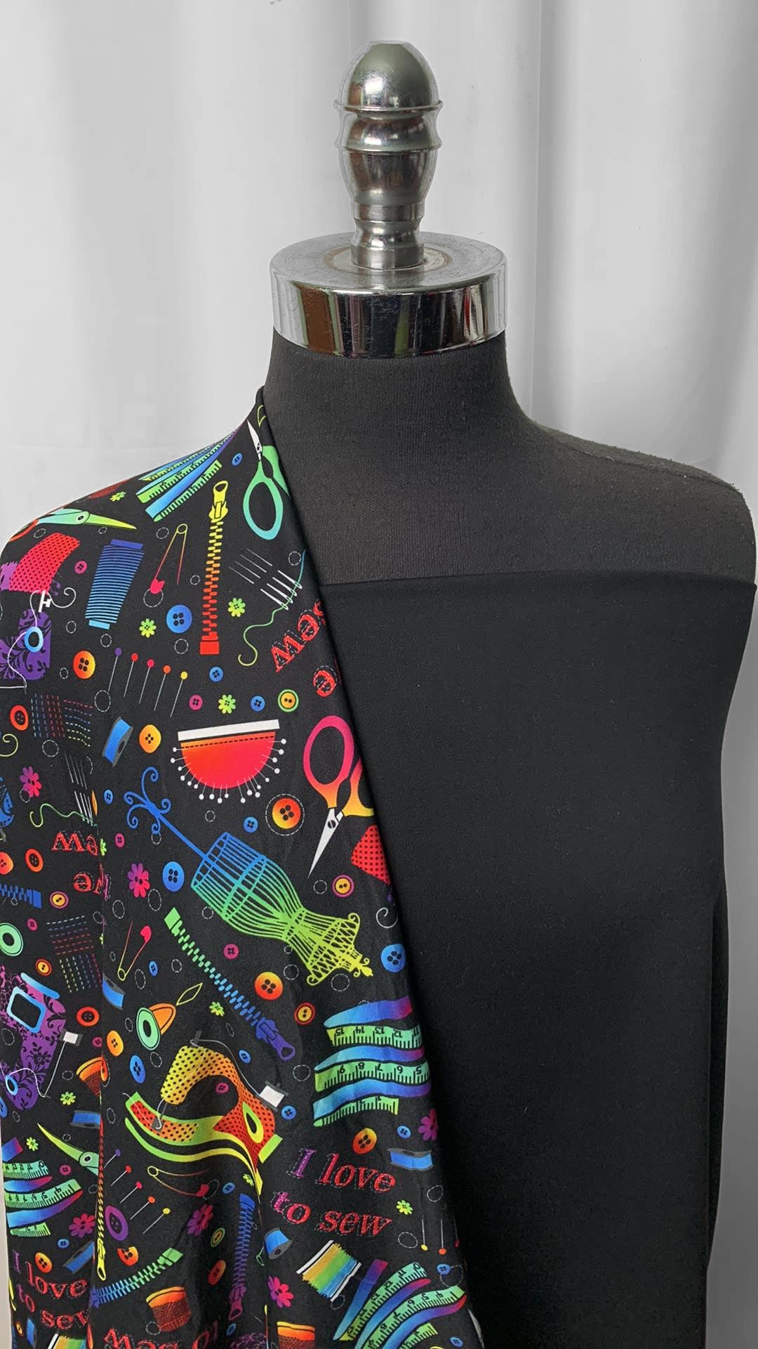 I LOVE SEWING BUNDLE : 28" Cut of I Love Sewing Brushed PF & 2YD Black Peached PF : A25178