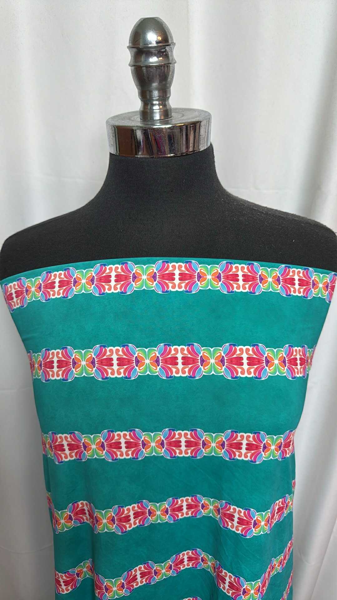 43 - Nylon/Spandex - 1 Yard Cut