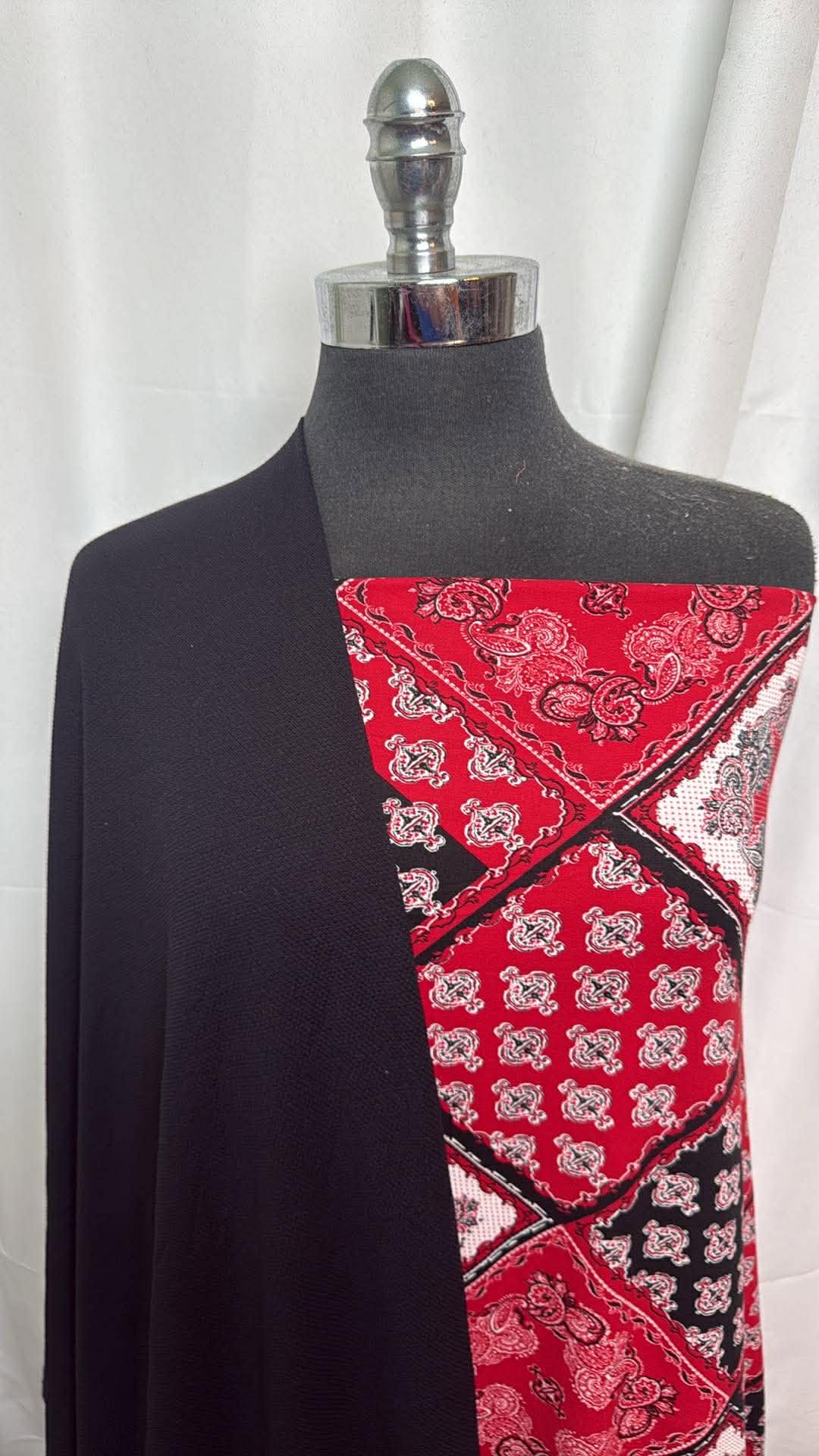 BLACK/RED BANDANA BUNDLE : 2.5YD Red Bandana DBP & 2YD Black Textured Top-Weight PF : A30321