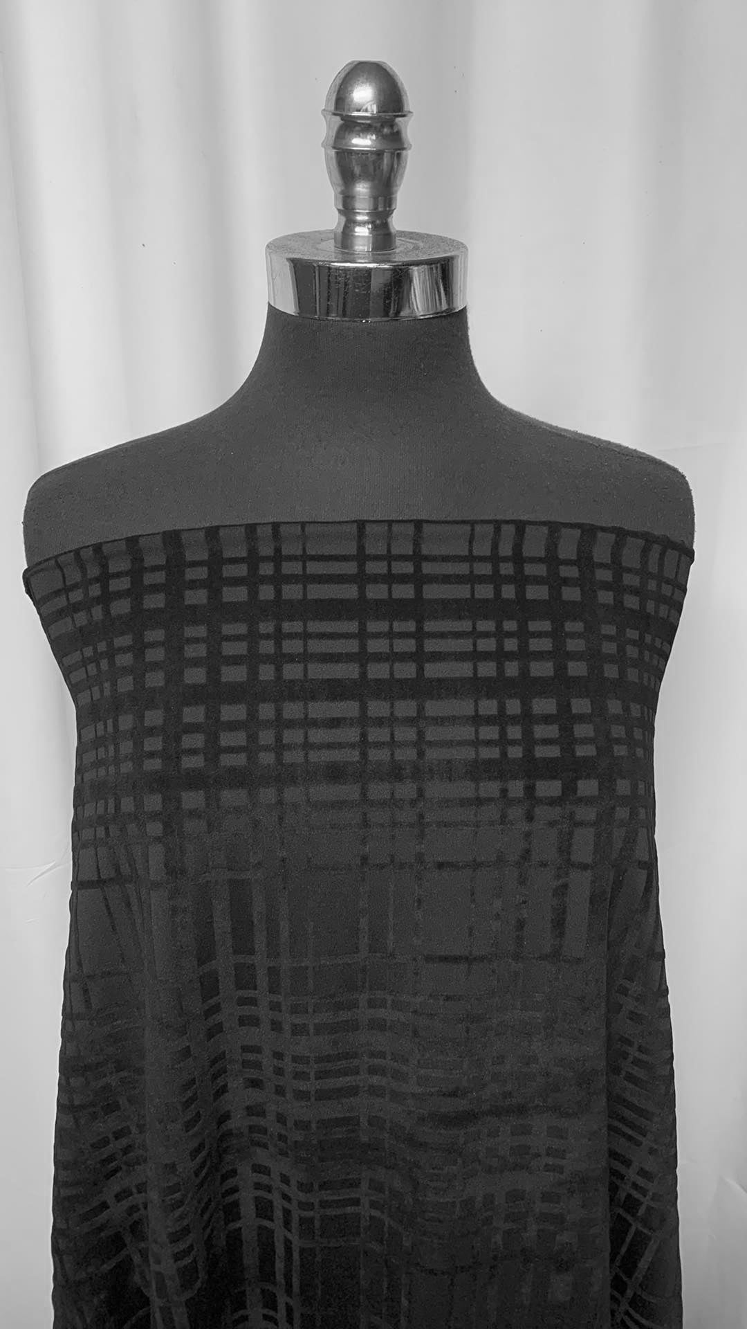 Black w/Flocked Plaid - Poly/Spandex - 4 Yard Cut