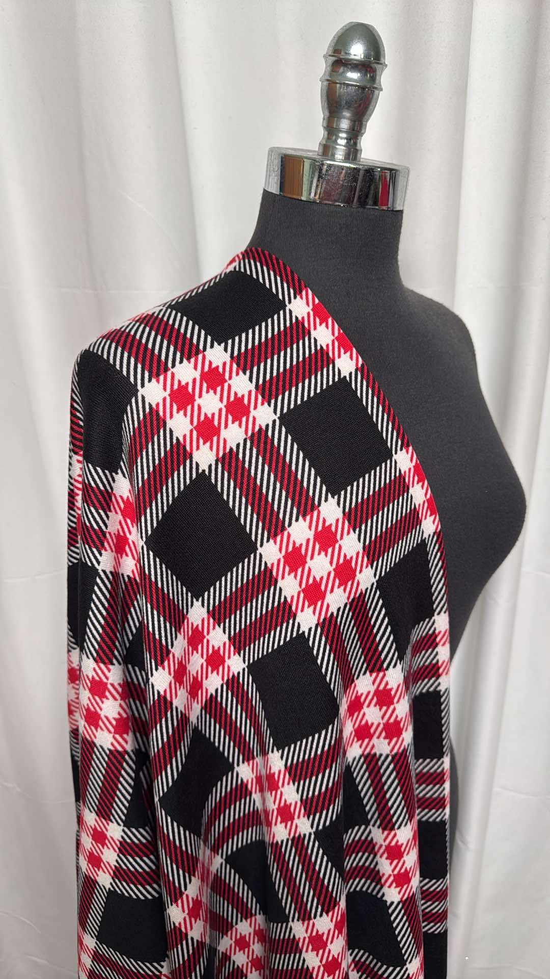 Red/Black/White Plaid - Brushed Hacci Sweater Knit - 2 Yard Cut