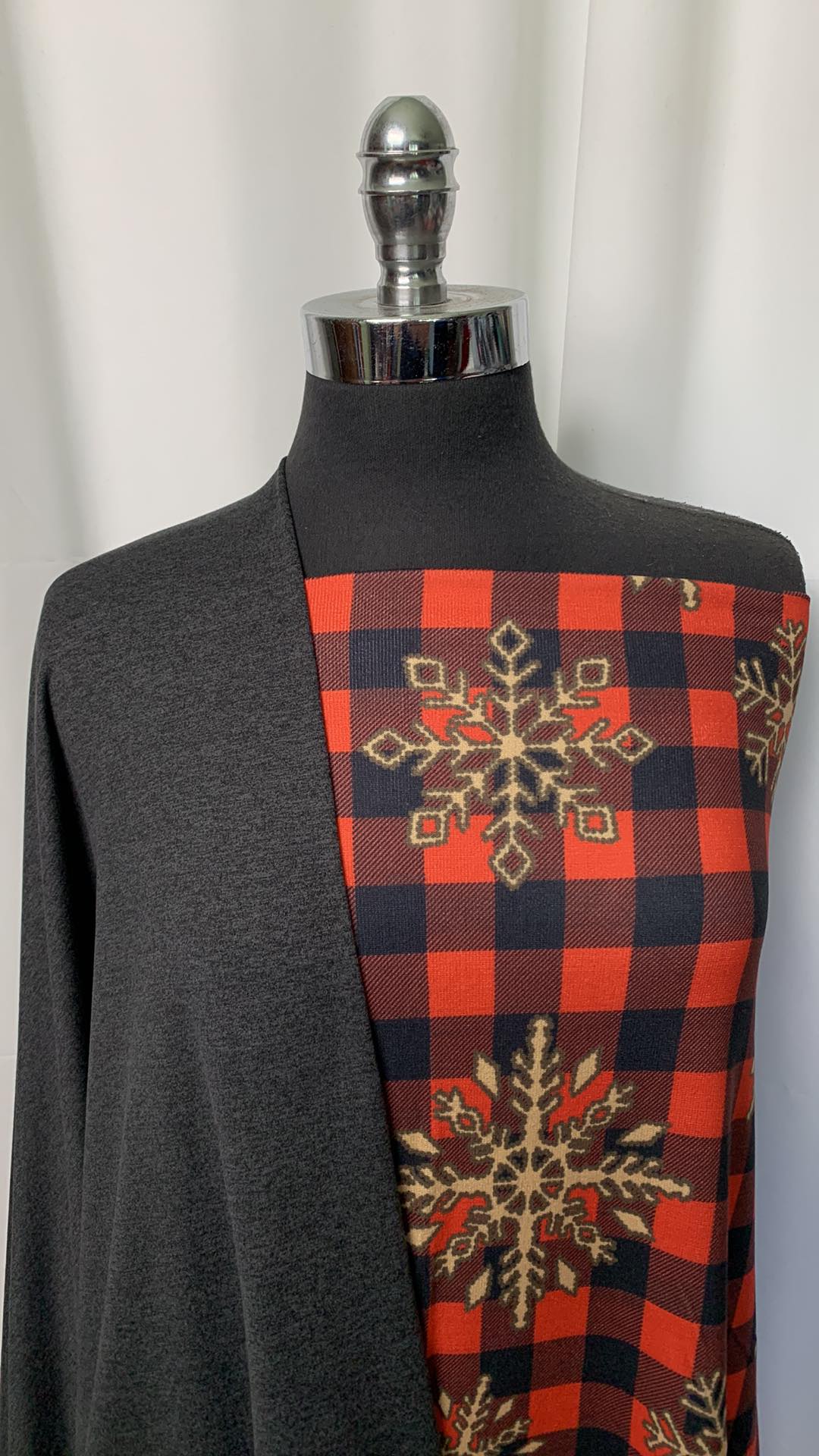 CHARCOAL/SNOWFLAKE CHECK BUNDLE : 2YD Charcoal 2-Tone Peached PF & 2YD Snowflake Check Oakley SK : A1991