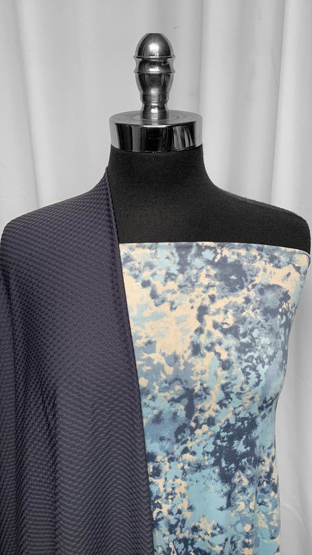 HONEYCOMB/SPLATTER BUNDLE : 2YD Honeycomb Top-Weight PF & 2YD Blue Splatter ITY : A25294