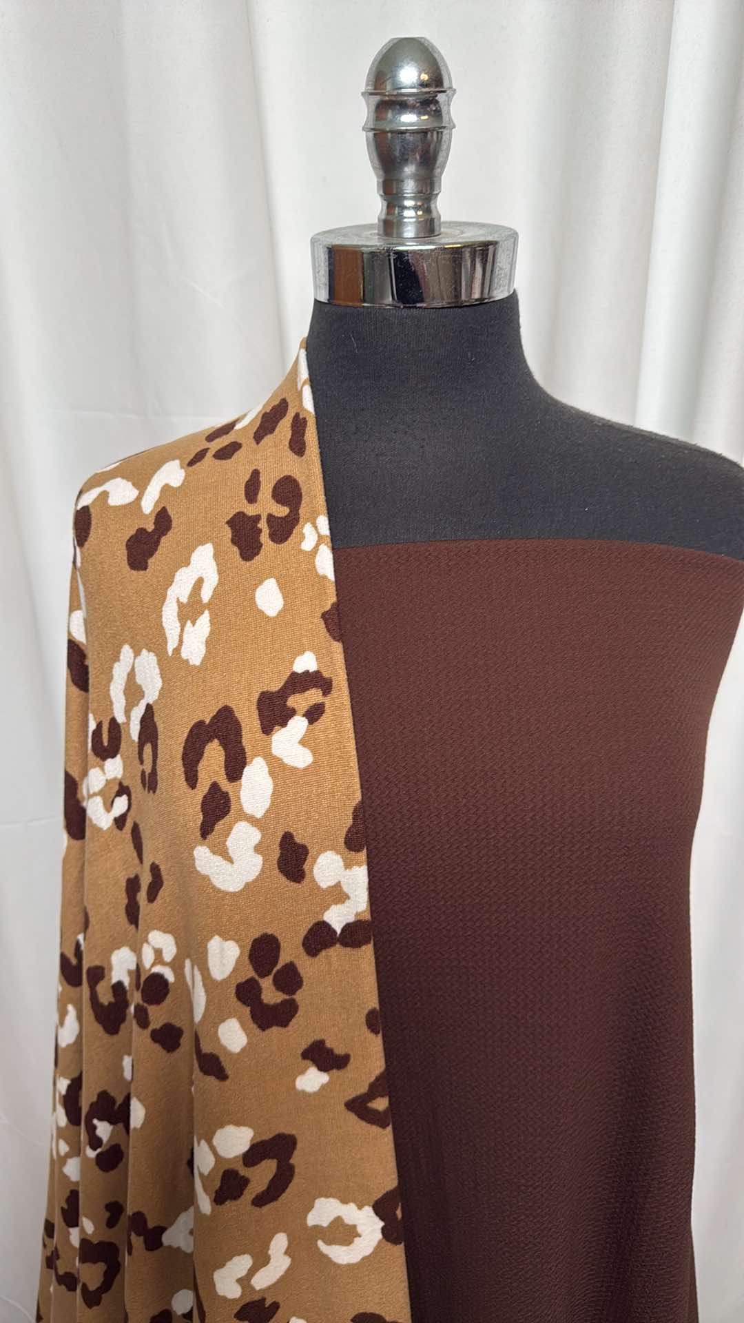 BROWN/LEOPARD BUNDLE : 2YD Brown Bullet & 2YD Leopard Oakley SK : A26291