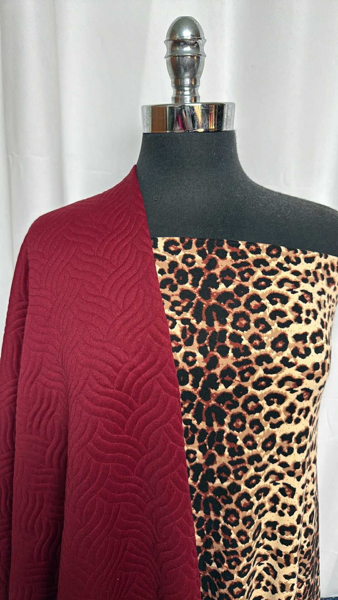 LEOPARD/BURGUNDY QUILTED BUNDLE : 2YD Leopard DBP & 1+YD Burgundy Quilted : A29125