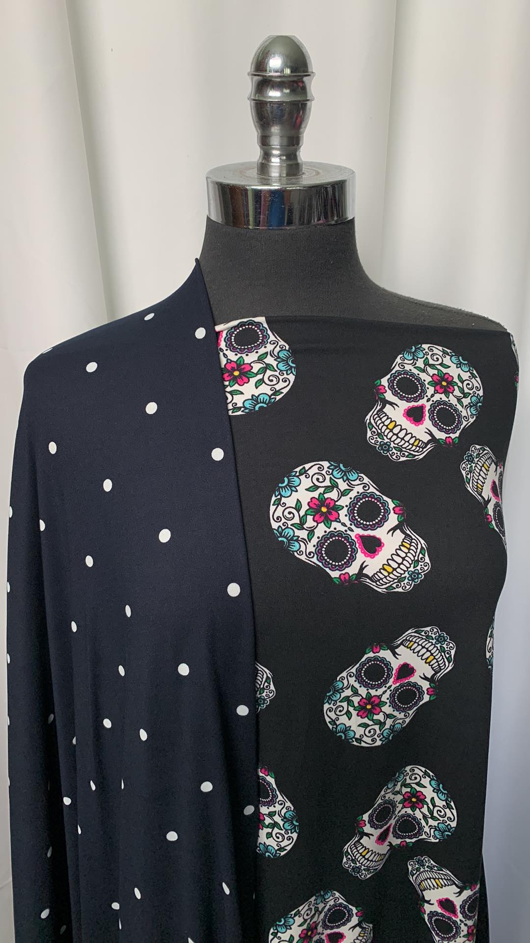 SKULL DOTS BUNDLE : 2YD Sugar Skulls DBP & 2YD Navy Dots DBP : A1480