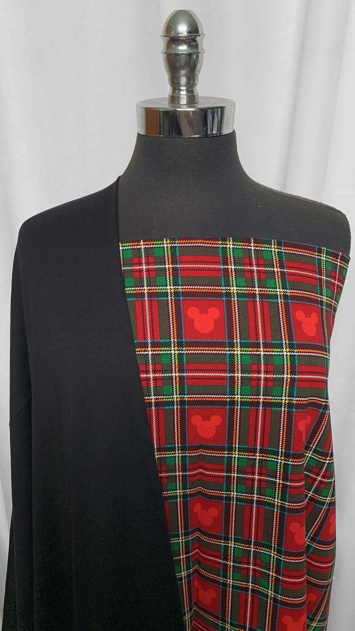BLACK/MOUSE PLAID BUNDLE : 2YD Mouse Plaid Cotton Jersey (Little Stretch) & 2YD Black Pima Cotton Jersey : A25786