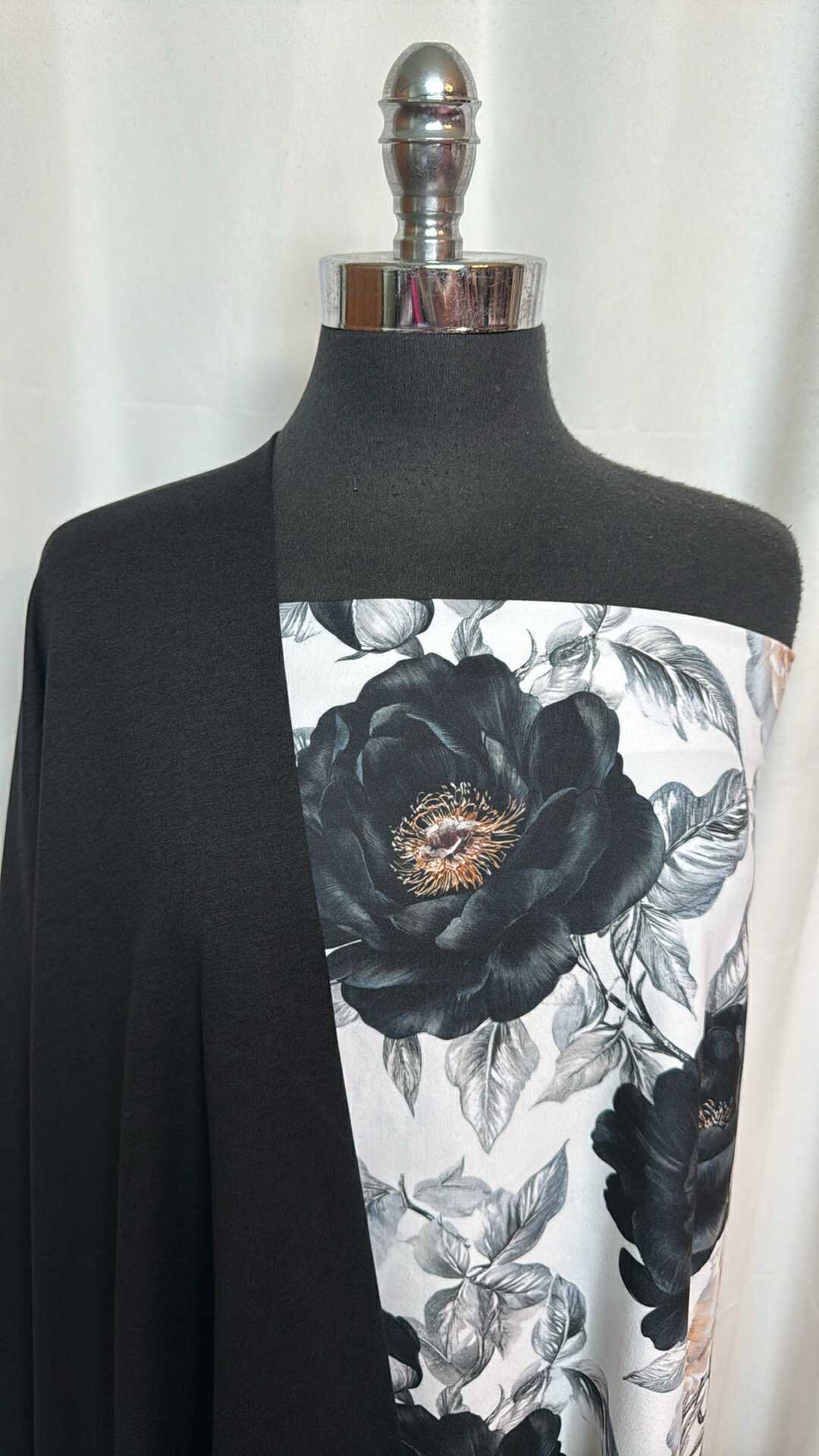 BLACK/VELVET PETALS BUNDLE : 1YD Velvet Petals Single-Brushed PF & 1.5YD Black Peached PF : A28728