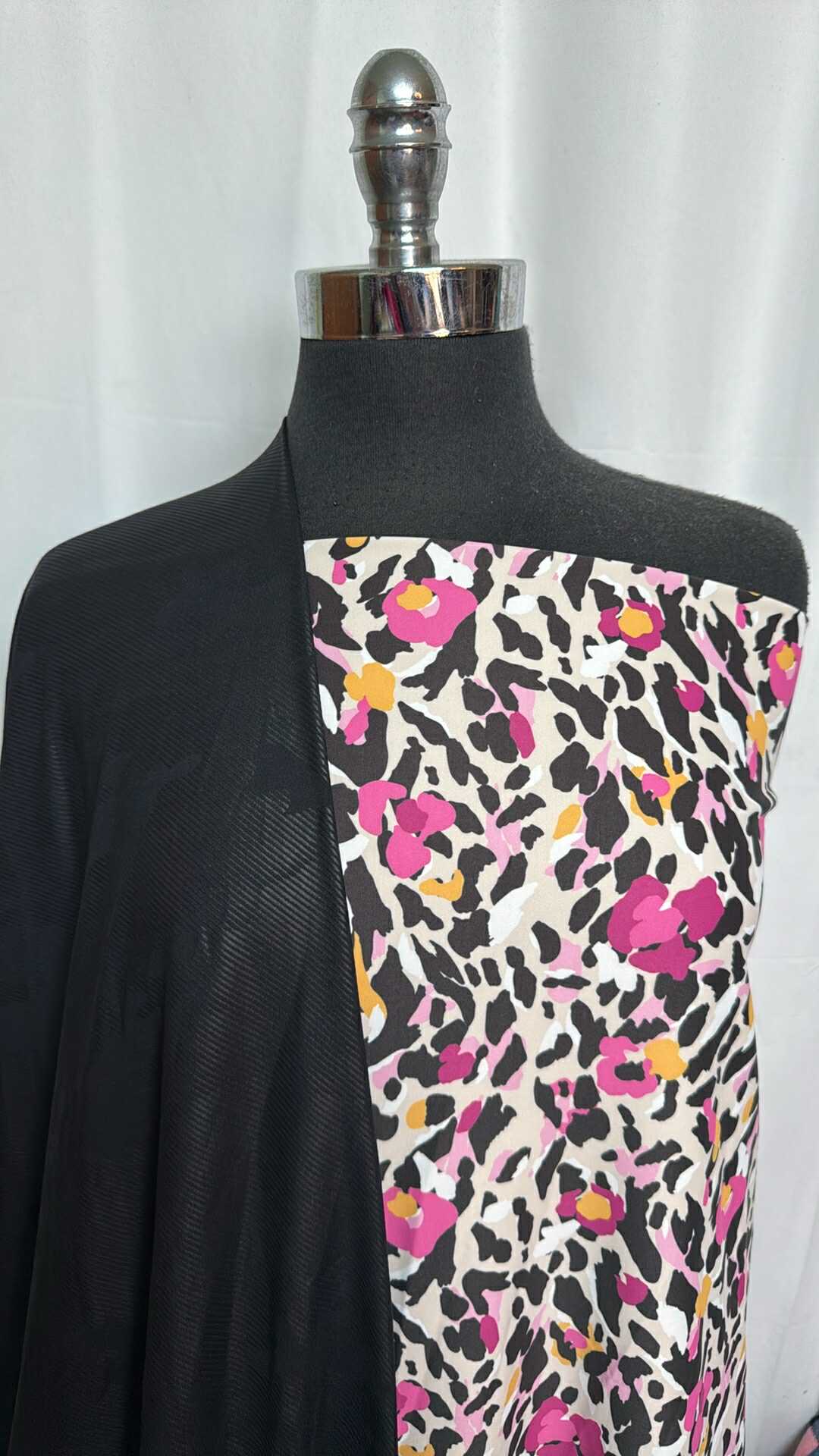 PINK LEOPARD/CAMO BUNDLE : 2YD Pink Leopard Yoga PF & 2YD Black Camo Brushed-Back PF : A29077