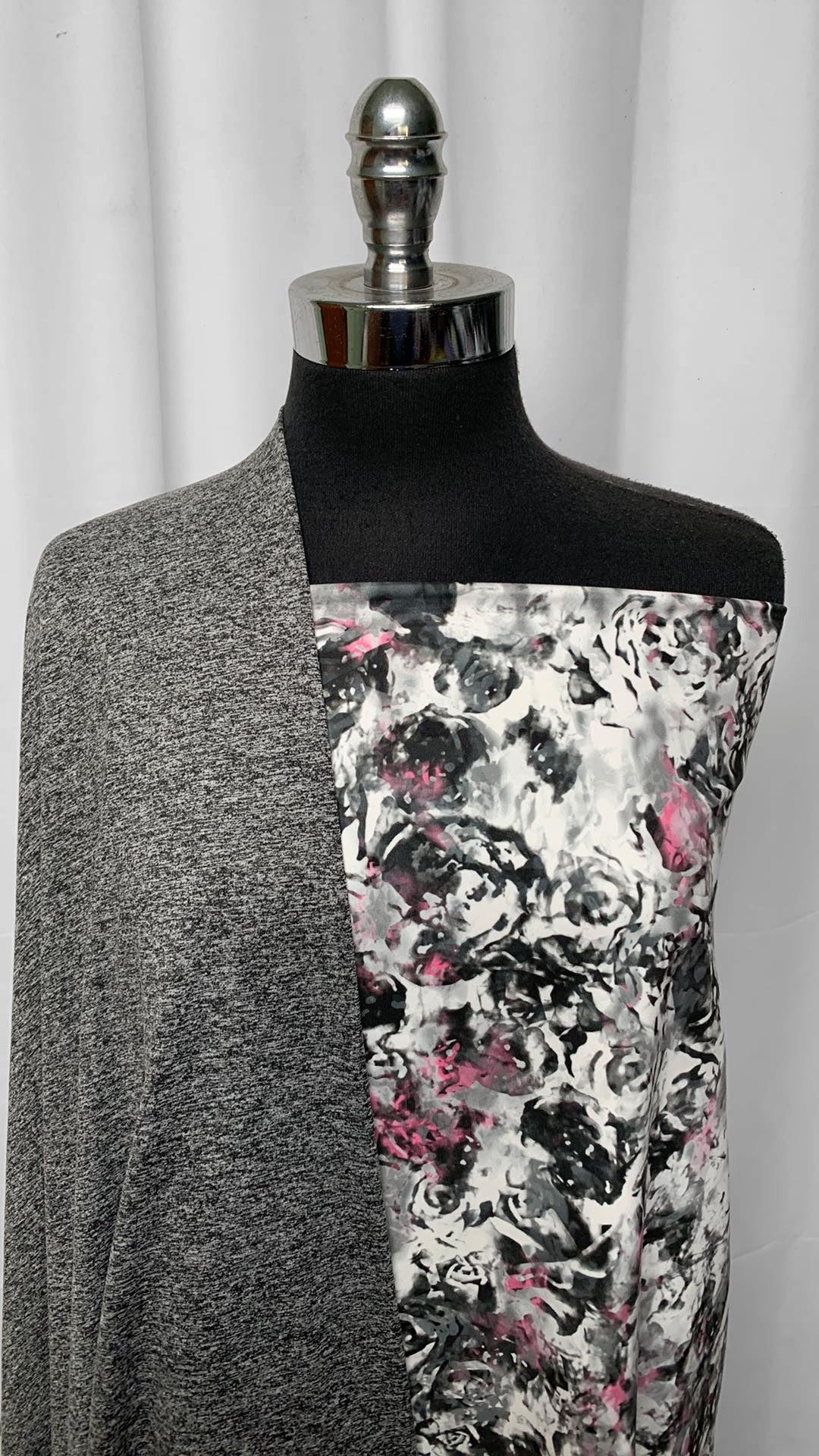 BLACK/WHITE FLORAL BUNDLE : 1+YD Floral Brushed PF & 1YD Black/White Mid-Weight Peached PF : A25301