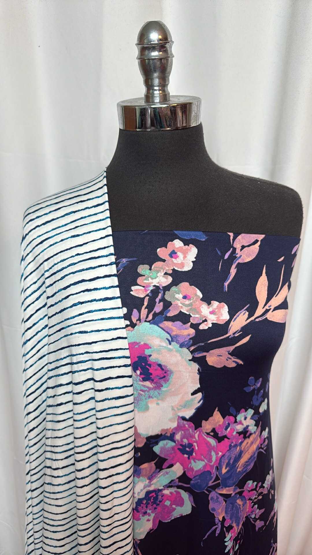 NAVY FLORAL/STRIPE BUNDLE : 2YD Navy Floral ITY & 2YD Stripe ITY : A27957