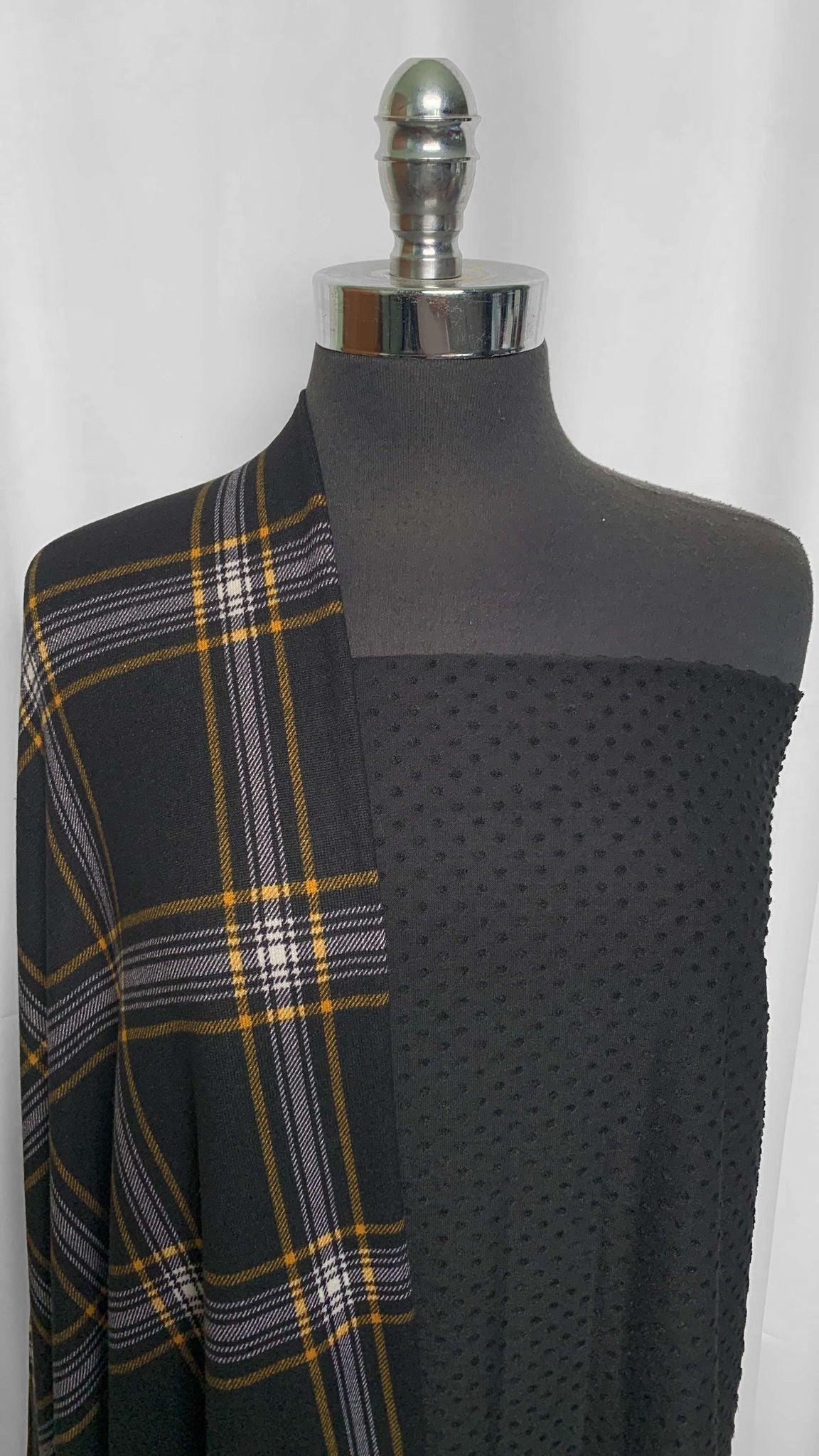 SWISS DOT/PLAID BUNDLE : 2YD Black Swiss Dot & 2YD Black/Gold Plaid Brushed Hacci SK : A25744