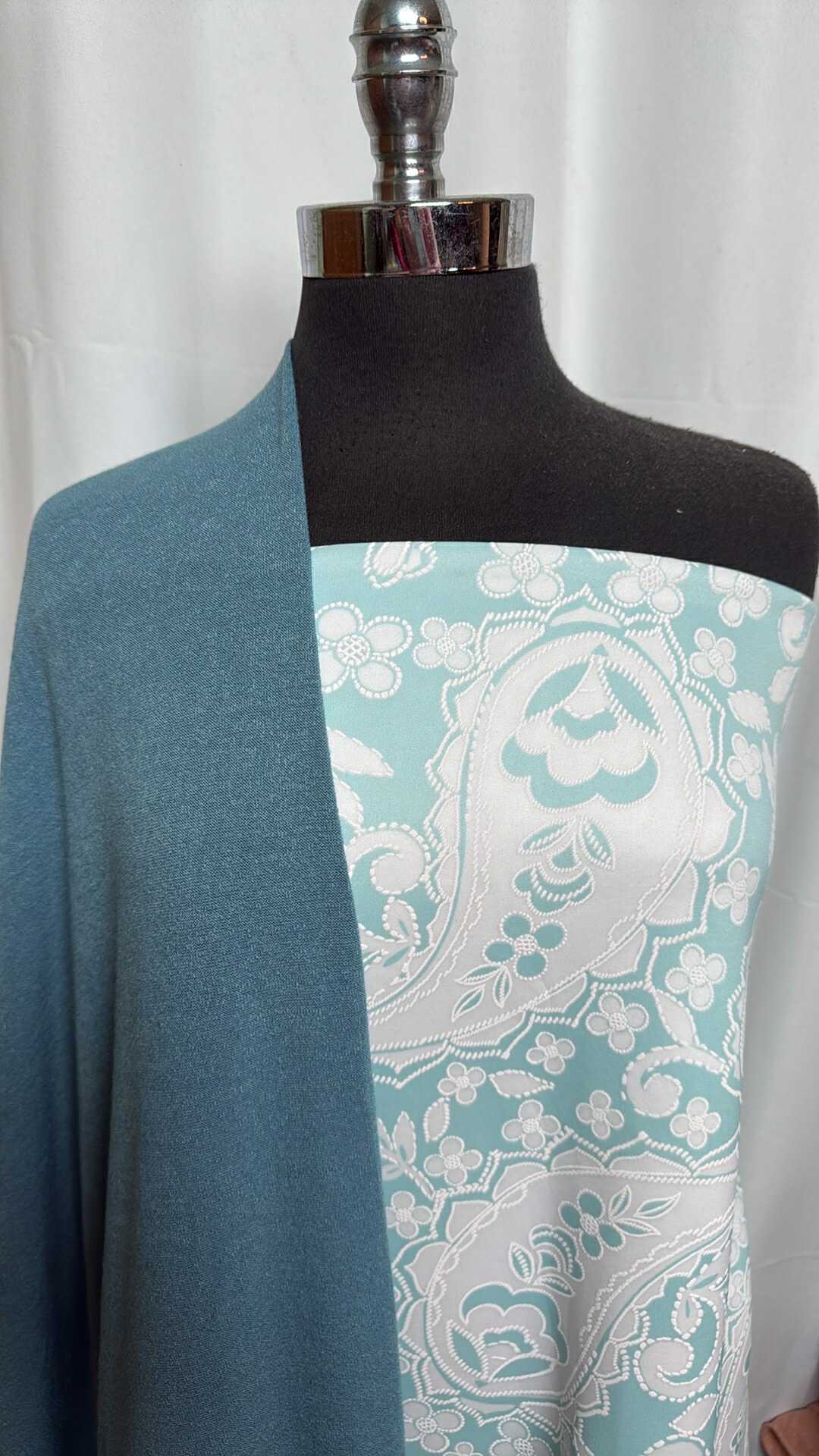 TEAL/TEXTURED PAISLEY BUNDLE : 2YD Textured Paisley Scuba & 1.5YD Teal SK : A29003