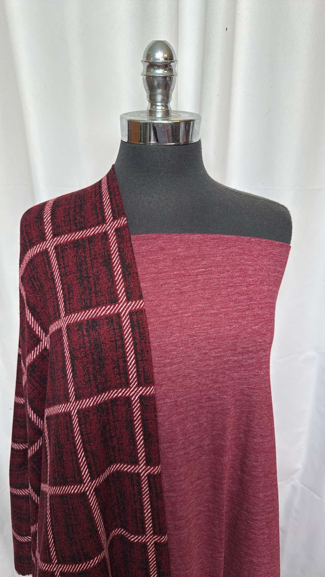 BURGUNDY PLAID BUNDLE : 2YD Burgundy Plaid Hacci SK & 2YD Burgundy Heather PC Jersey : A26167