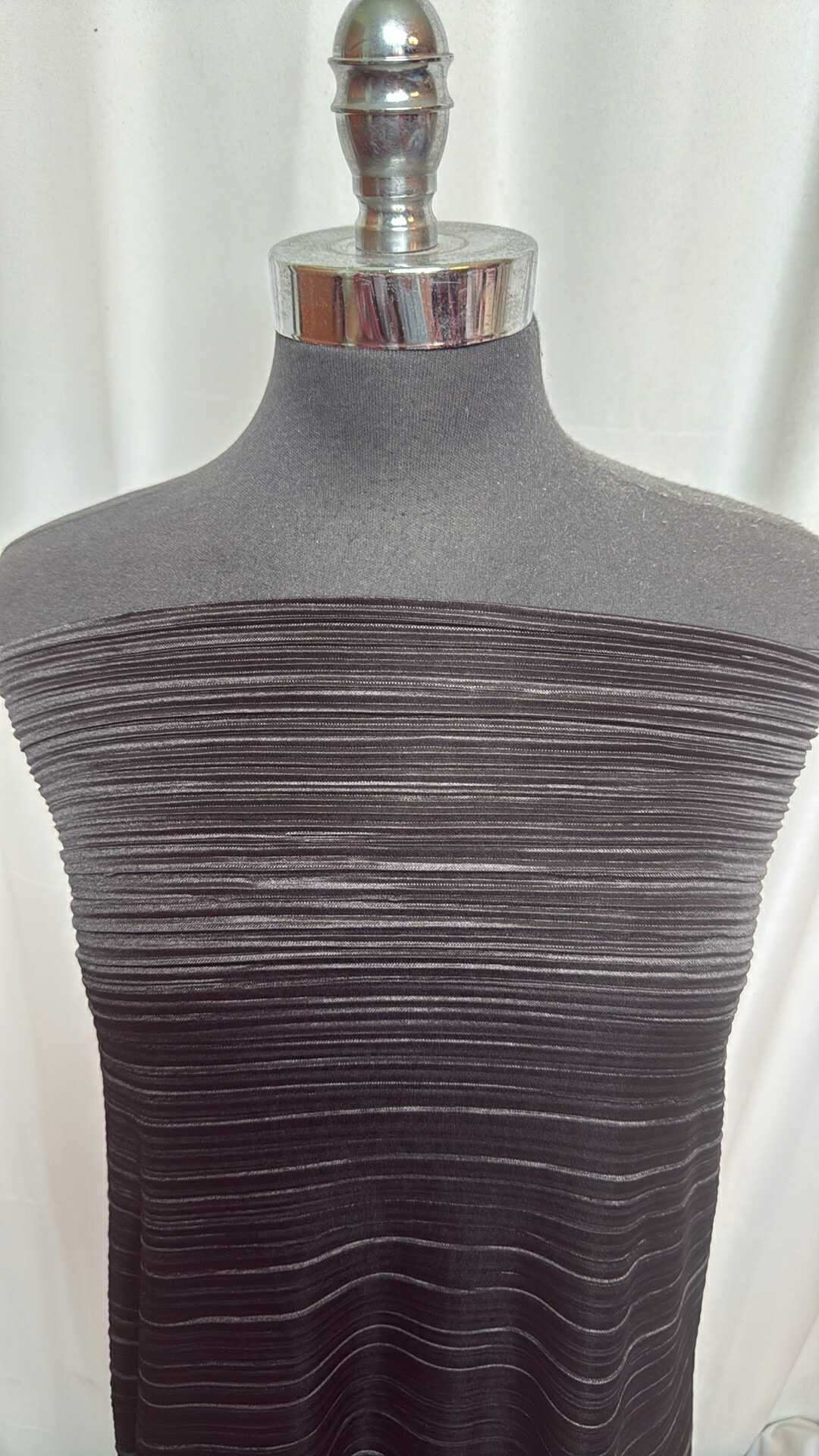 Black - Pleated Woven - 2 Yard Cut