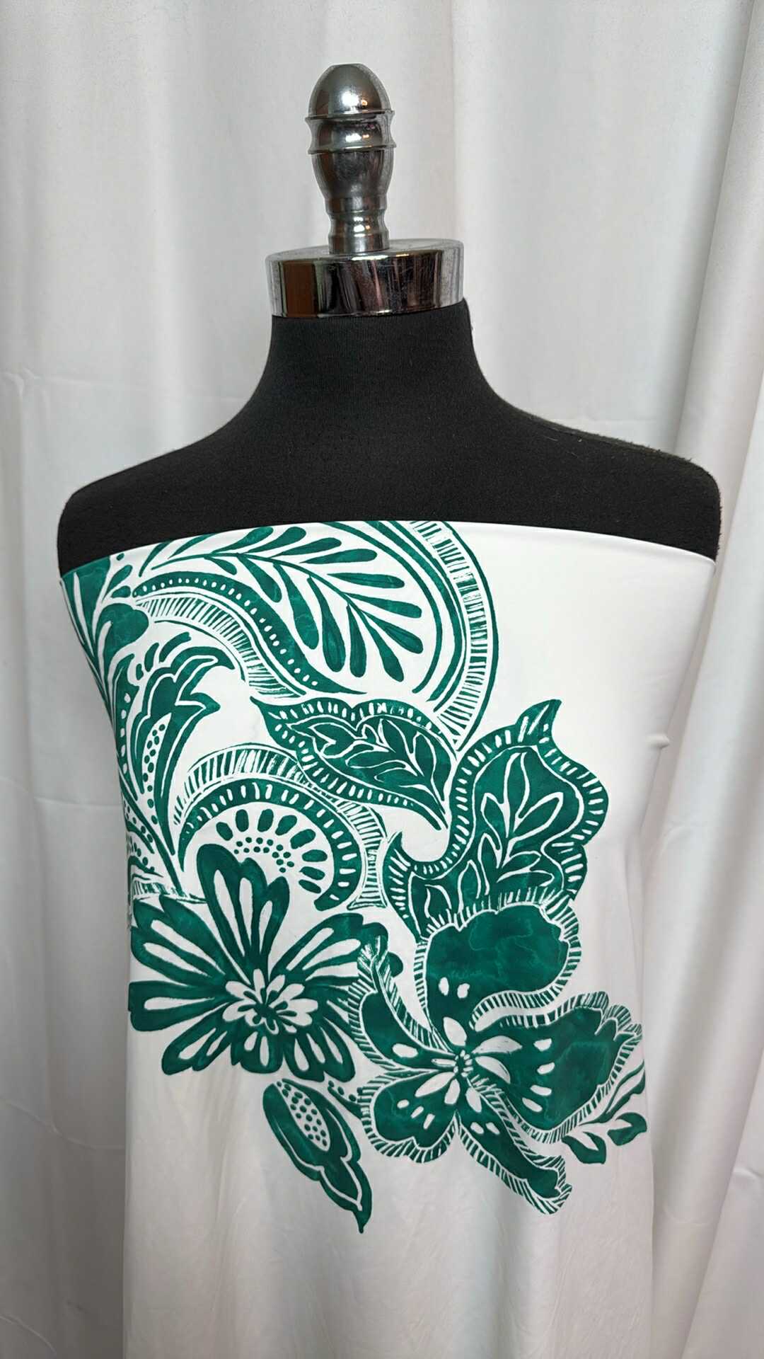 117 - Nylon/Spandex - 1 Yard Cut