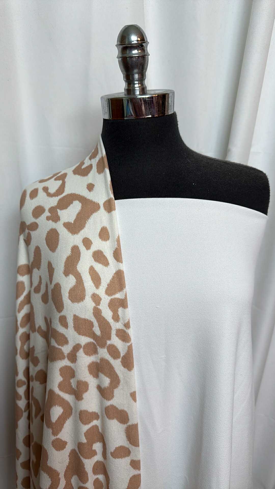 IVORY/TAN LEOPARD BUNDLE : 2YD Ivory Crepe Scuba & 2YD Ivory/Tan Leopard Oakley SK : A27644