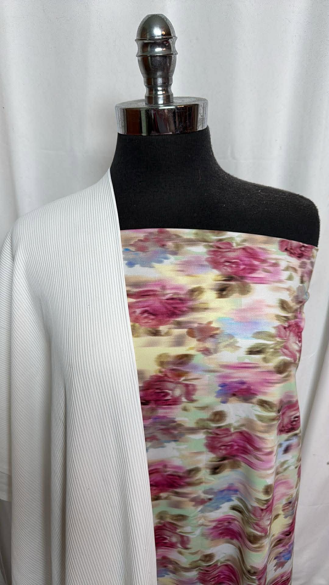IVORY/FLORAL MOTION BUNDLE : 1+YD Floral Motion N/S Swim & 2YD Ivory Rib N/S (36" Wide) : A30139
