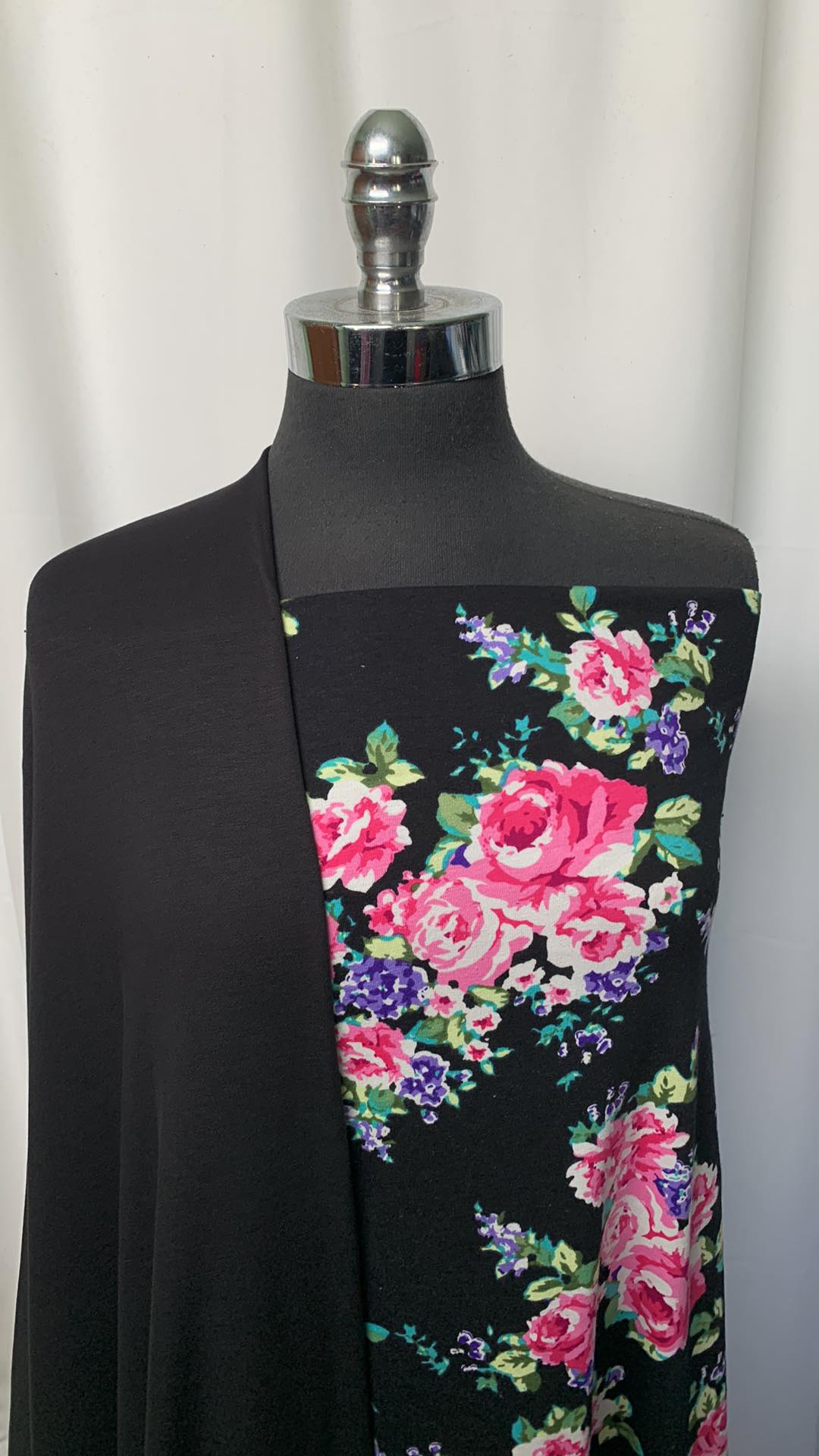 BLACK/PINK FLORAL BUNDLE : 2YD Black/Pink Floral C/S & 2YD Black Brushed Modal/Poly/Spandex FT : A1525