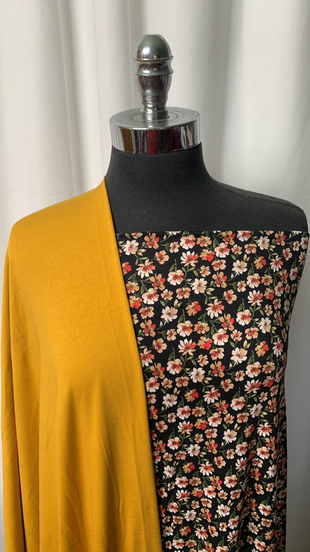 MUSTARD/DITSY FLORAL BUNDLE : 2YD Mustard MVC & 2YD Ditsy Floral DBP : A25054