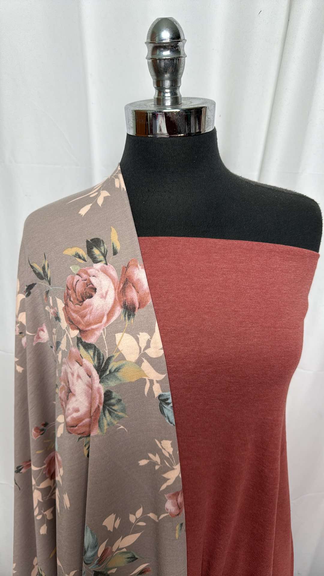 MARSALA/TAUPE FLORAL BUNDLE : 2YD Taupe Floral PRS FT & 2YD Marsala P/C 1x1 Rib : A27315