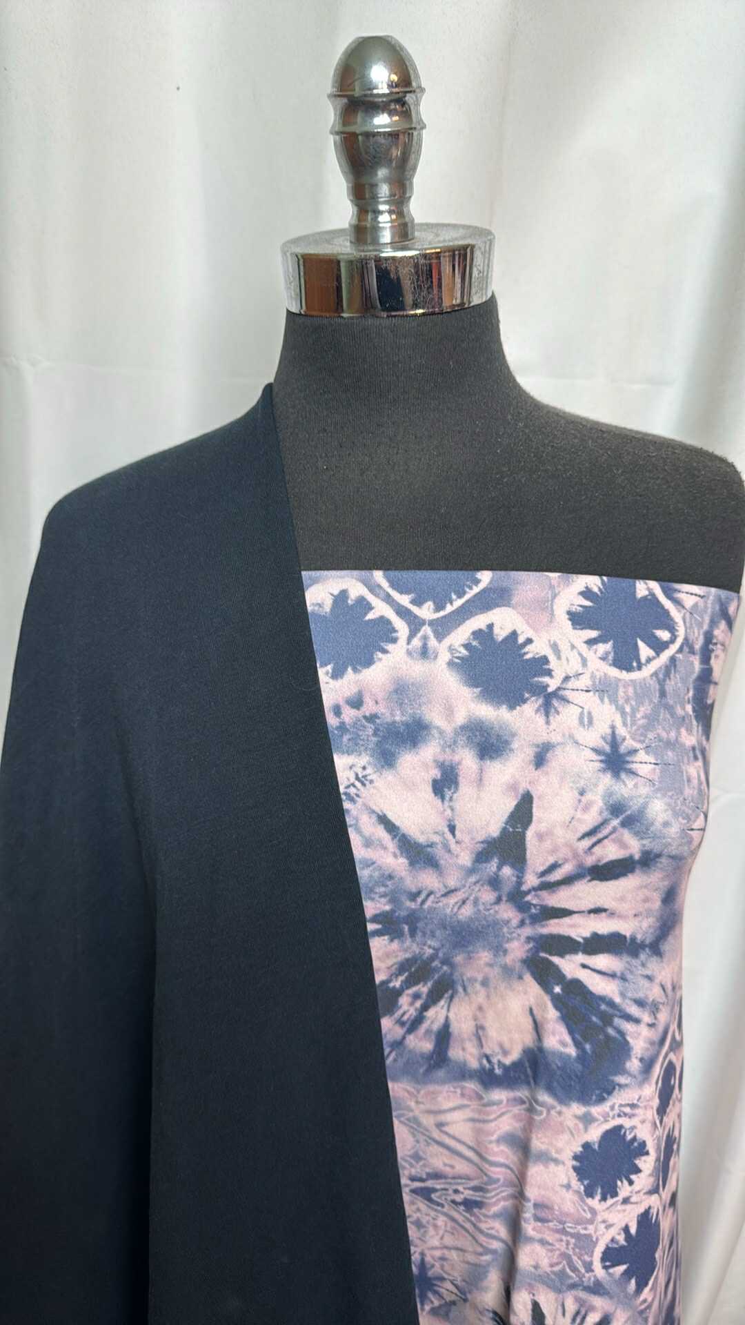 NAVY/TIE DYE BUNDLE : 2YD Navy Heavy Brushed C/S FT & 2YD Tie Dye DBP : A28240