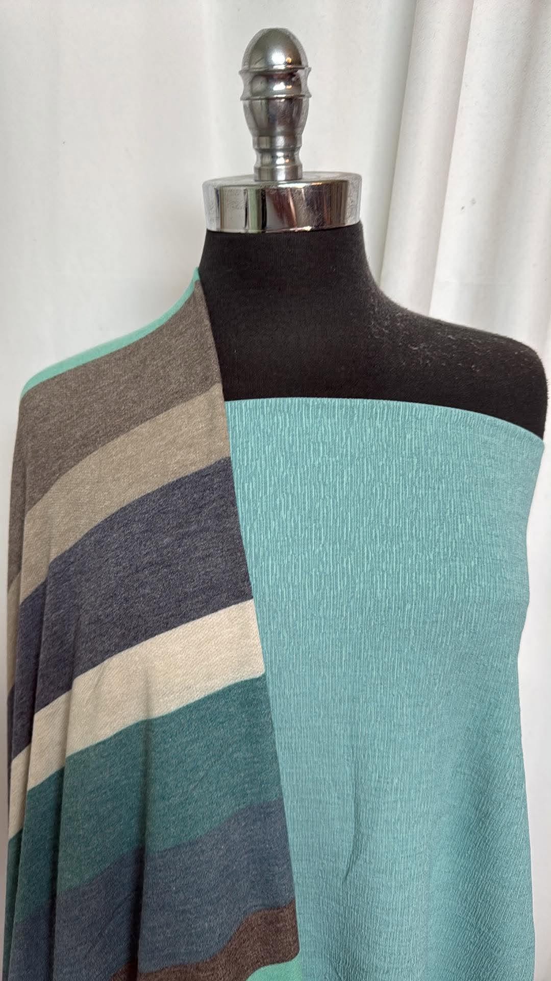 MINT/STRIPE BUNDLE : 1YD Mint P/S Crepe DK & 2YD Stripe PRS FT : A30985