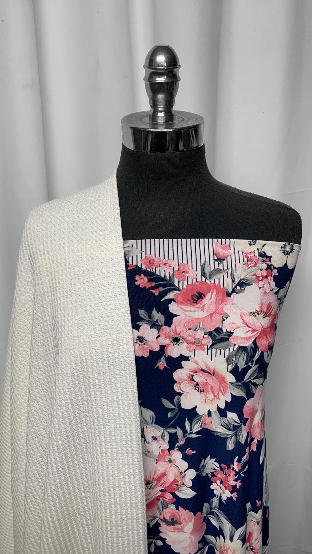 IVORY WAFFLE/FLORAL BUNDLE : 4YD Navy Floral Stripe SBP & 3YD Ivory Waffle : A25338