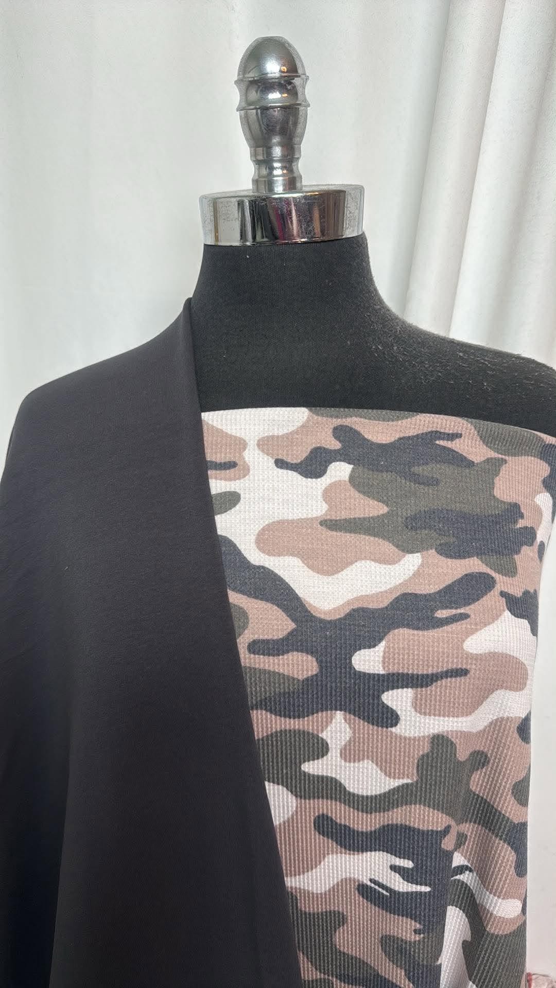 CHARCOAL/CAMO BUNDLE : 2YD Camo Thermal & 2YD Charcoal C/S FT : A30859