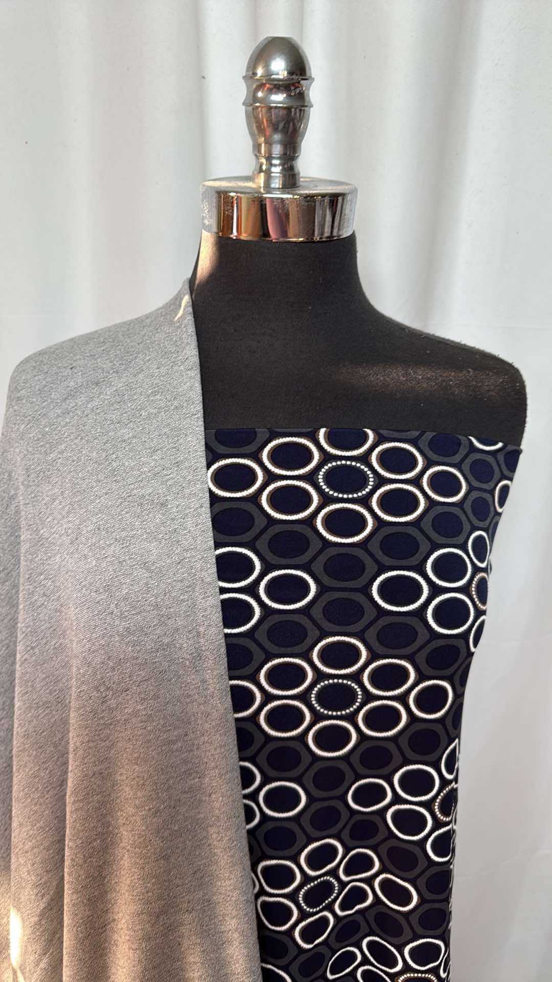 HEATHER GREY/CIRCLES BUNDLE : 2YD Circles ITY w/Puff & 2.5YD Heather Grey Brushed FT : A26796