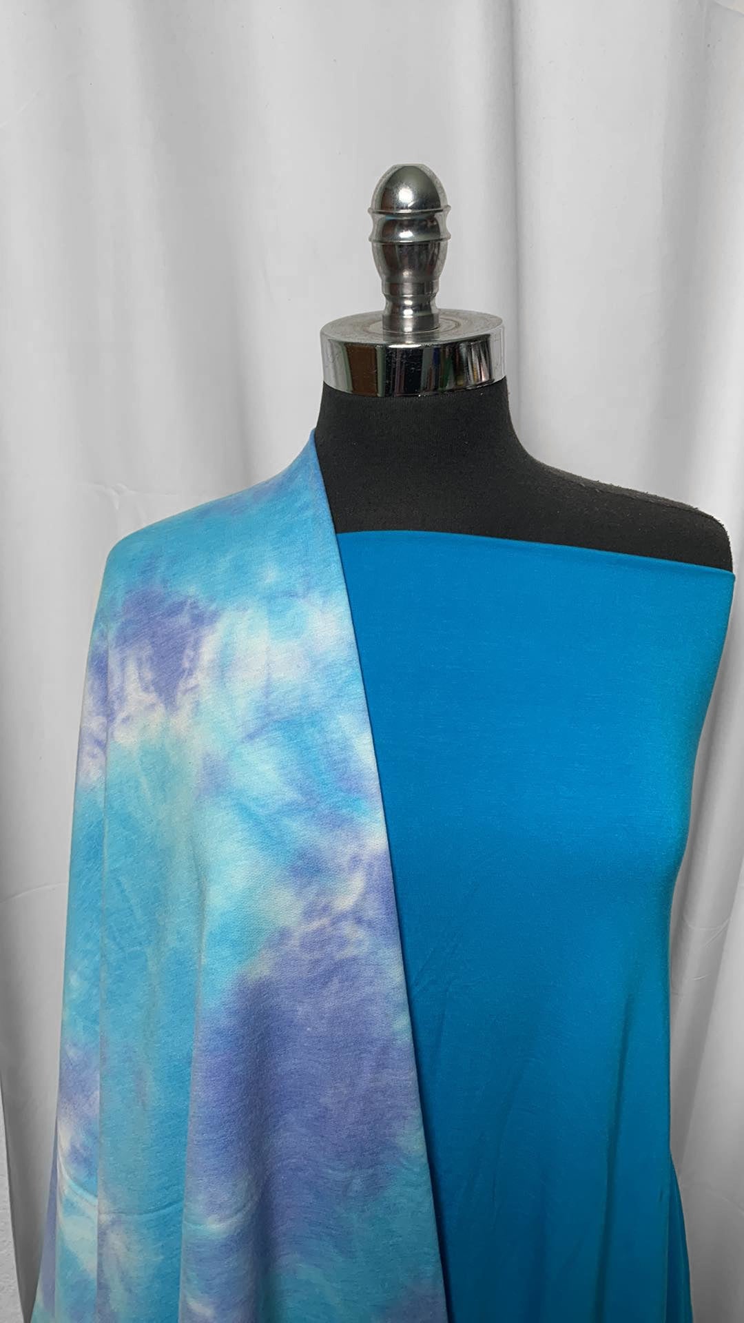 BLUE TIE DYE BUNDLE : 2YD Turquoise Bamboo & 2YD Blue Tie Dye Brushed FT : A2487