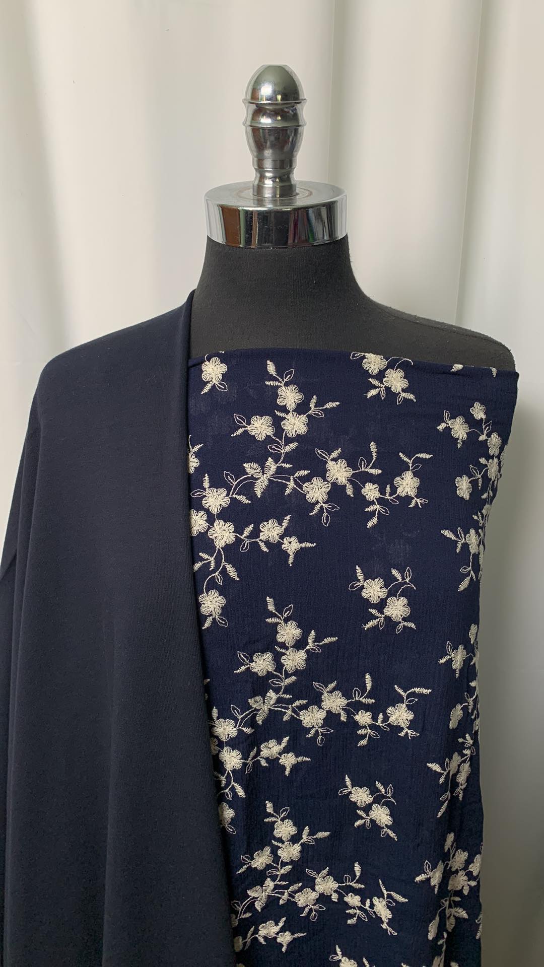 NAVY EMROIDERED FLORAL BUNDLE : 4YD Navy Embroidered Crinkle Rayon Woven & 2YD Navy Heavy 1x1 C/S Rib : A1416