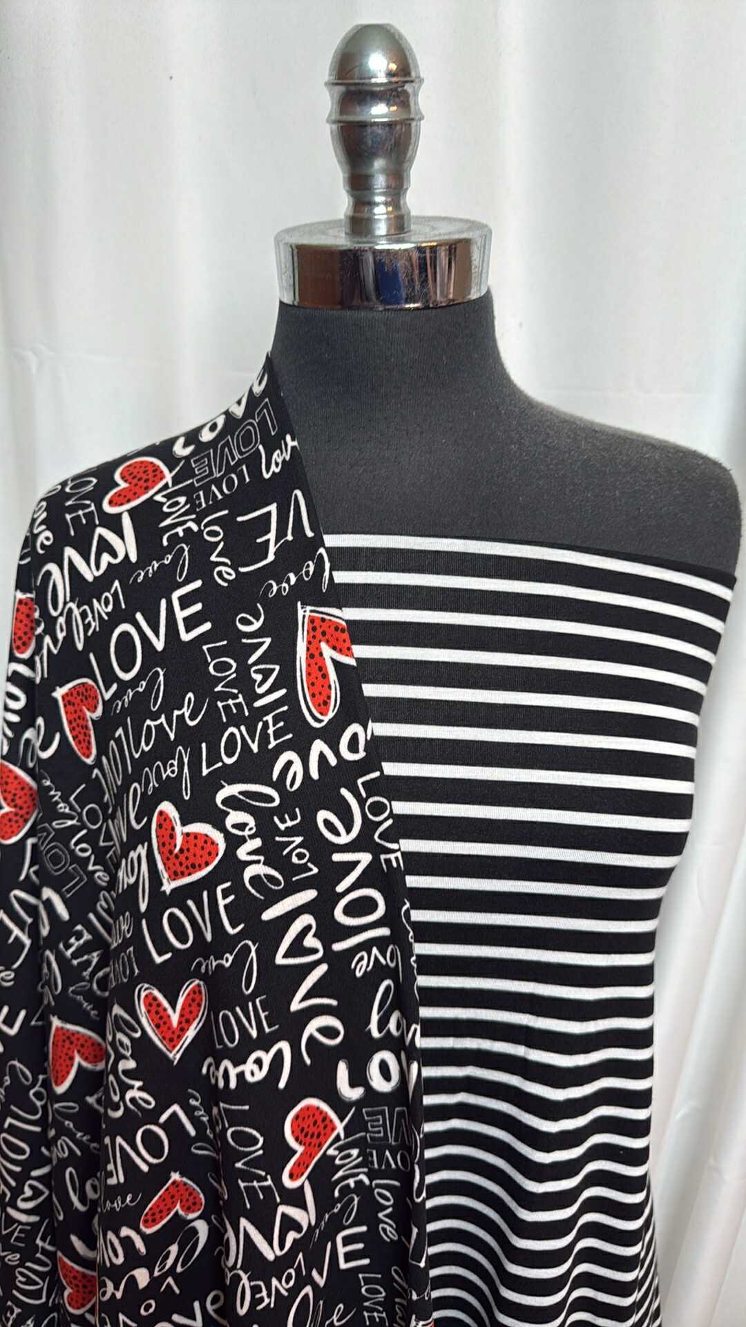 LOVE/STRIPE BUNDLE : 2YD Stripe R/S & 2YD Love Oakley SK : A28276