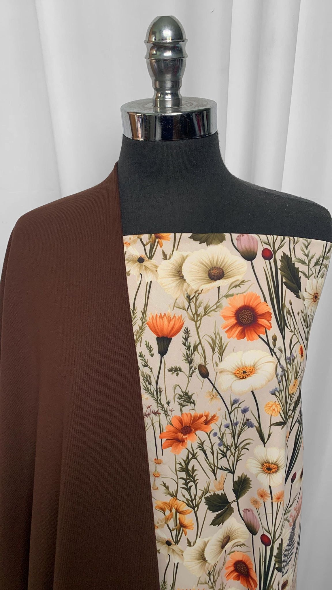 BROWN/WILDFLOWER BUNDLE : 2YD Wildflower P/S PF & 2YD Brown C/S Rib (44" Wide) : A25577