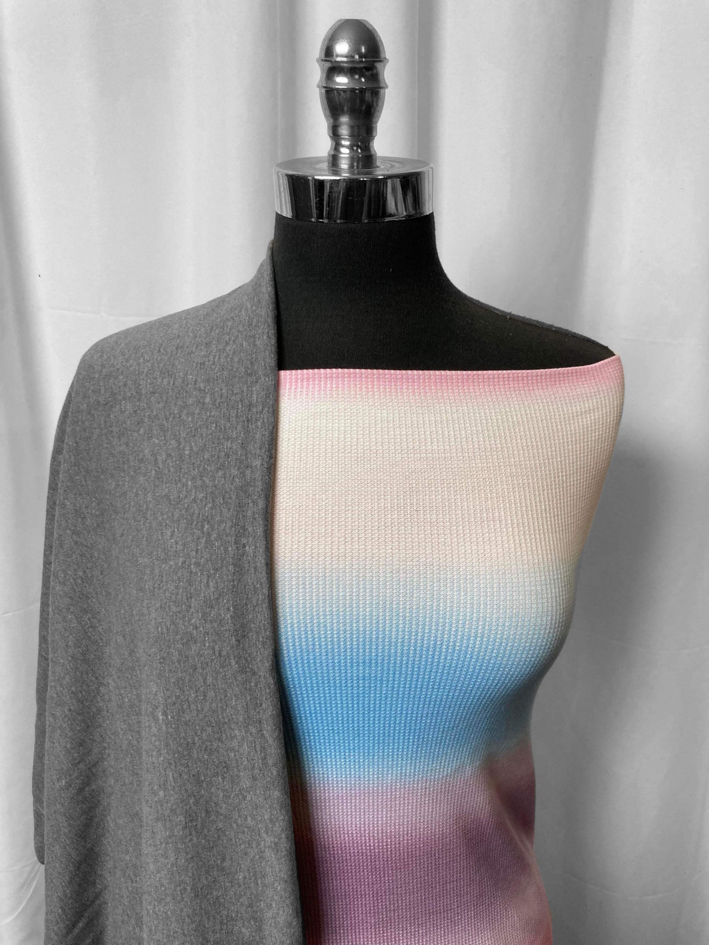 GREY/OMBRE BUNDLE : 2YD Grey Poly/Cotton/Spandex & 2YD Pastel Ombre Thermal : A24957