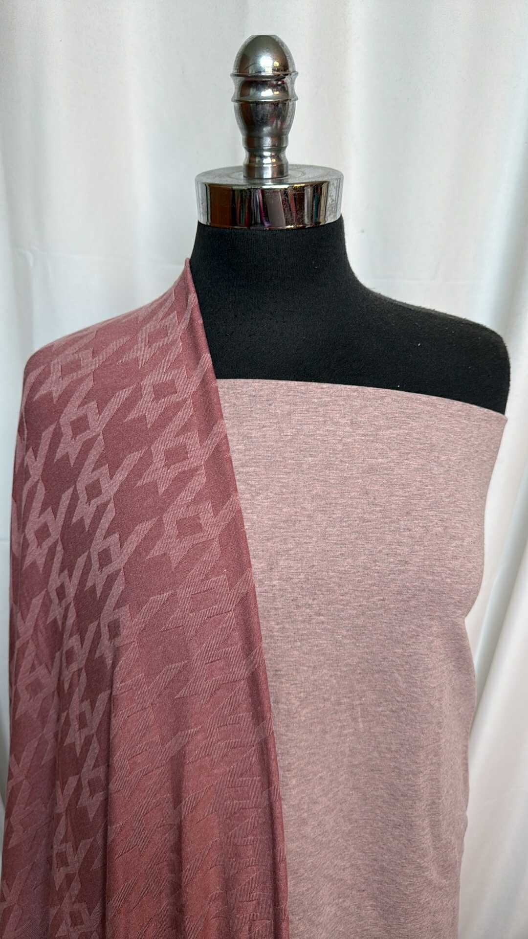 DARK BLUSH HOUNDSTOOTH BUNDLE : 2YD Dark Blush Houndstooth SK & 2YD Organic C/S FT : A28651