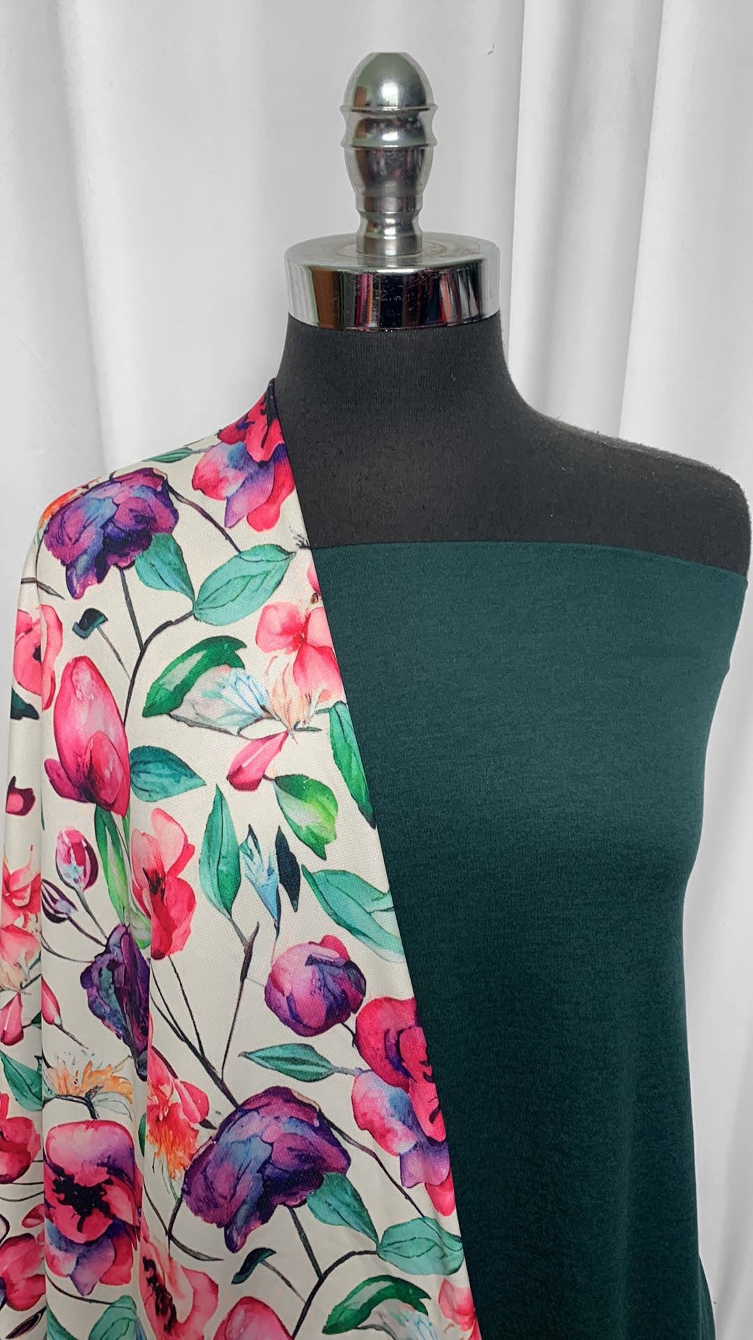 DEEP OCEAN/FLORAL BUNDLE : 1.5YD Deep Ocean Featherweight PF & 1+YD Pink/Purple Floral Sport Fleece : A25494
