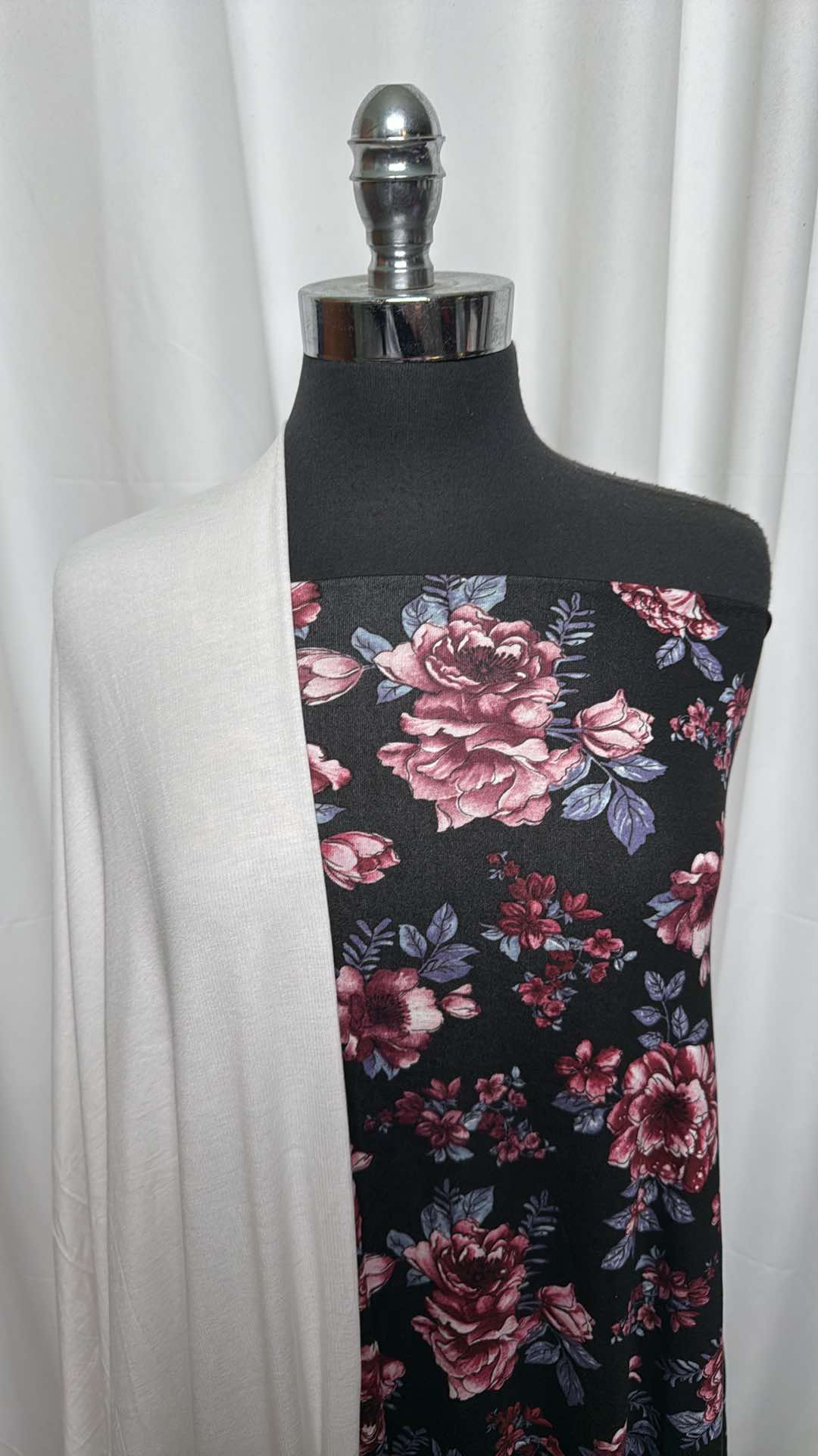 IVORY/DARK FLORAL BUNDLE : 2YD Ivory R/S & 2YD Dark Floral R/S : A26215