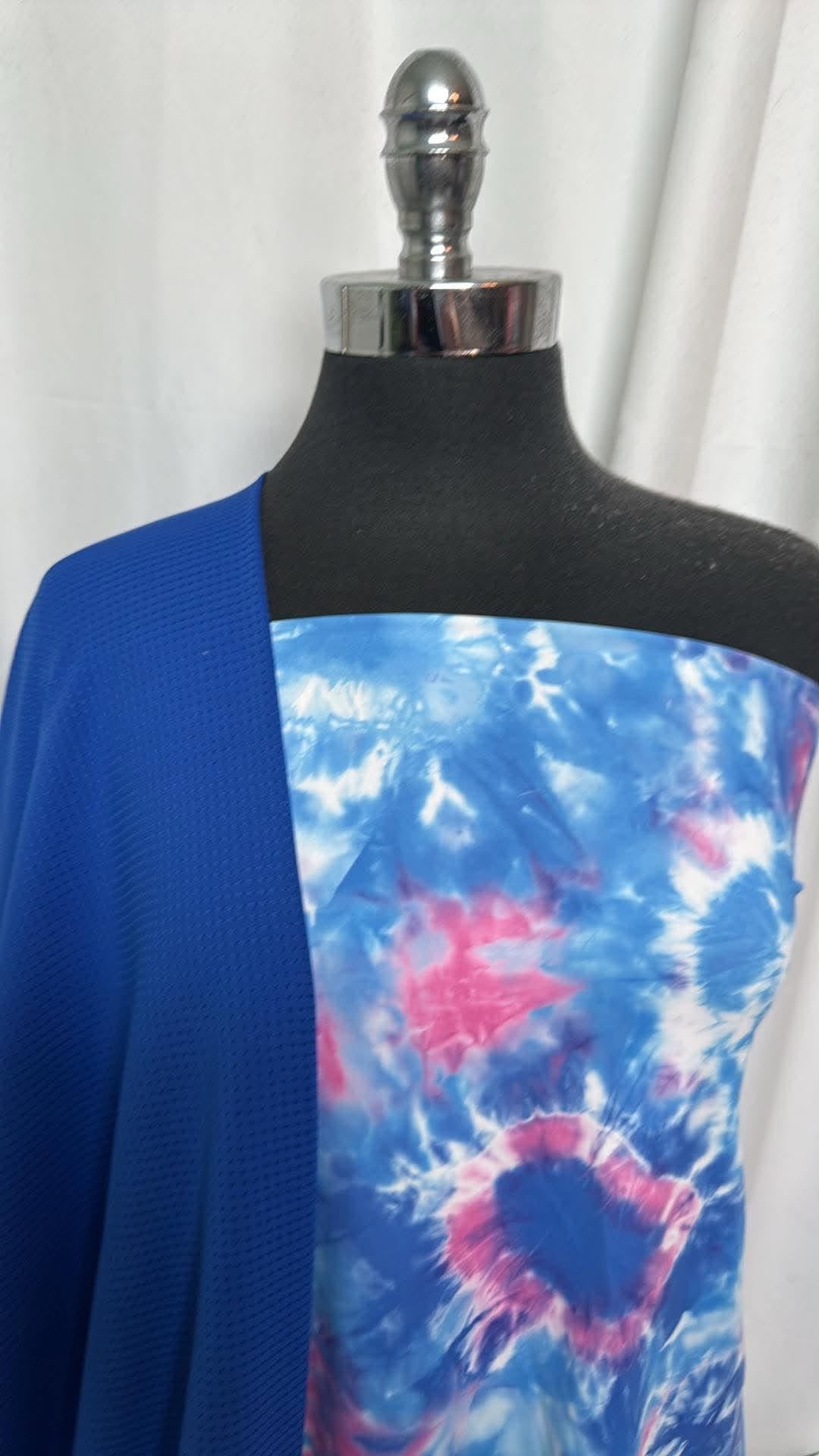 ROYAL/TIE DYE BUNDLE : 33" Cut of Blue/Pink Tie Dye Yoga PF & 2YD Royal PF Mesh : A30716